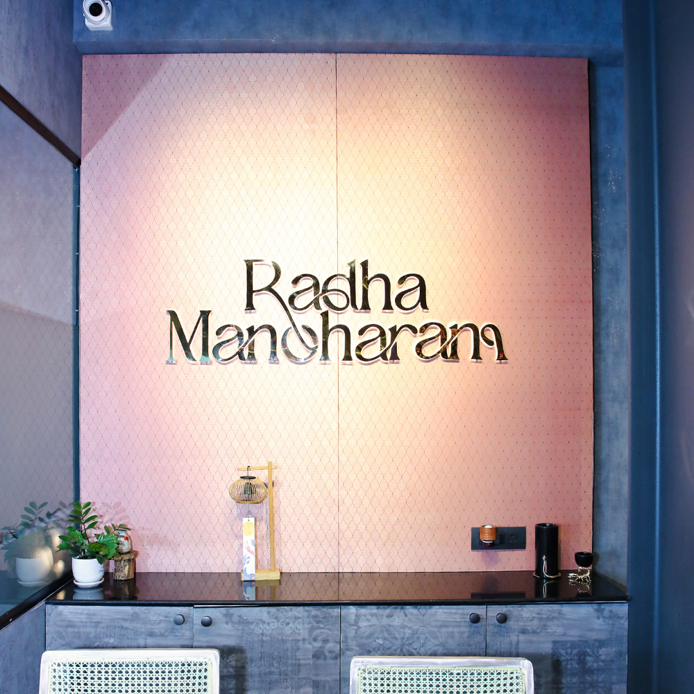 Celebrating Tradition: The Unique Story of Radha Manoharam and Their Handloom Sarees