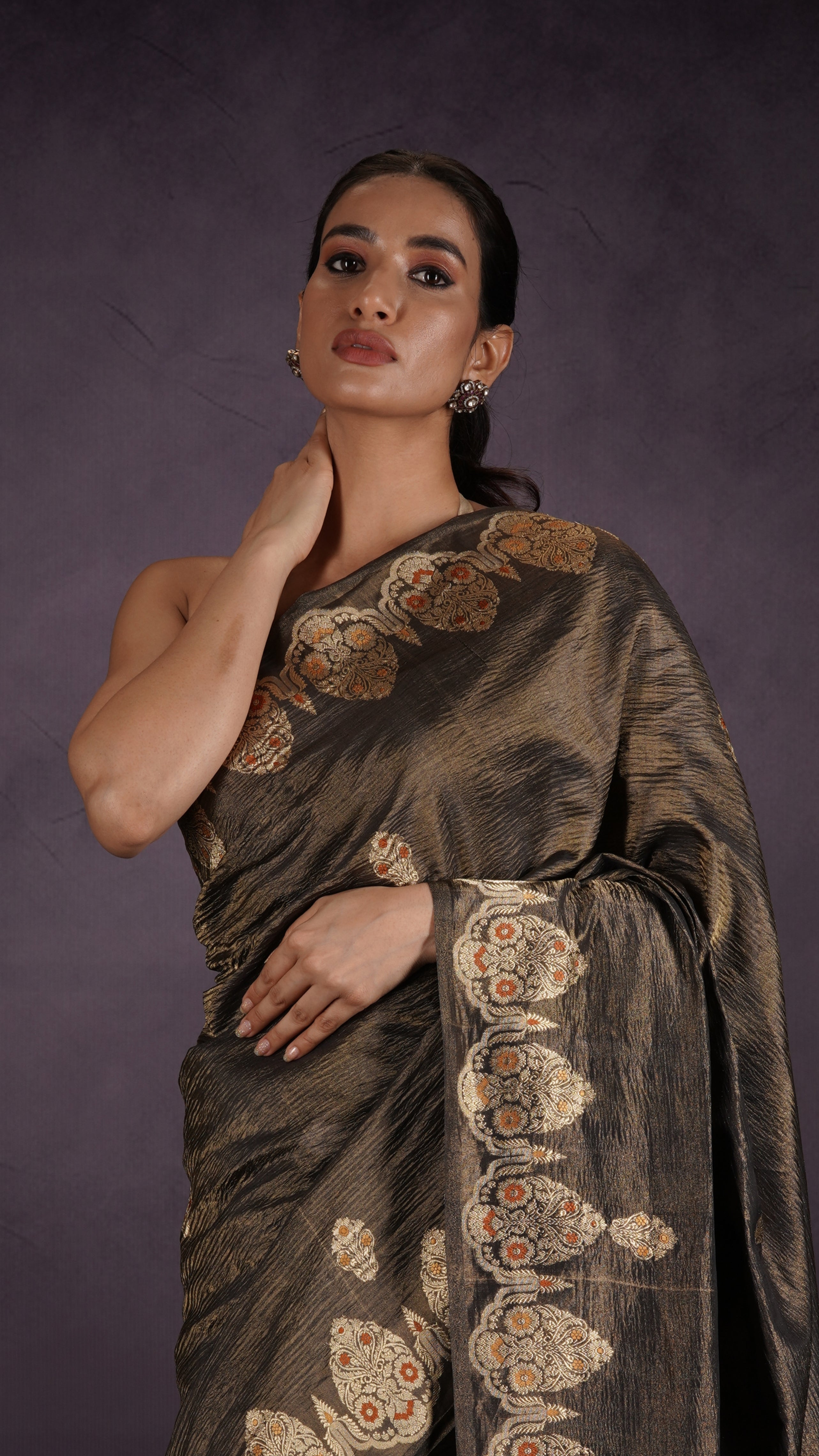 Noir Bloom | Banarasi