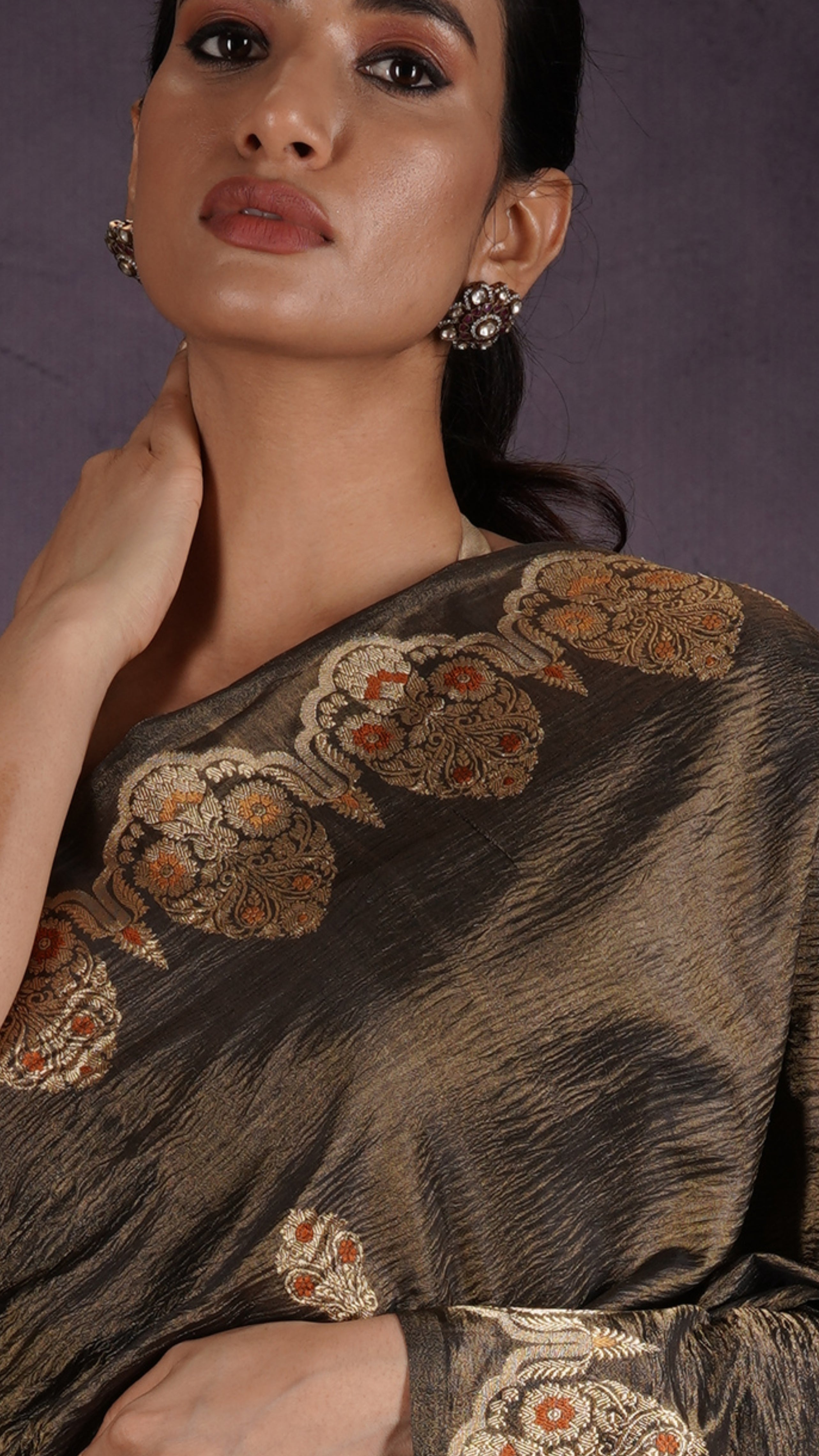 Noir Bloom | Banarasi