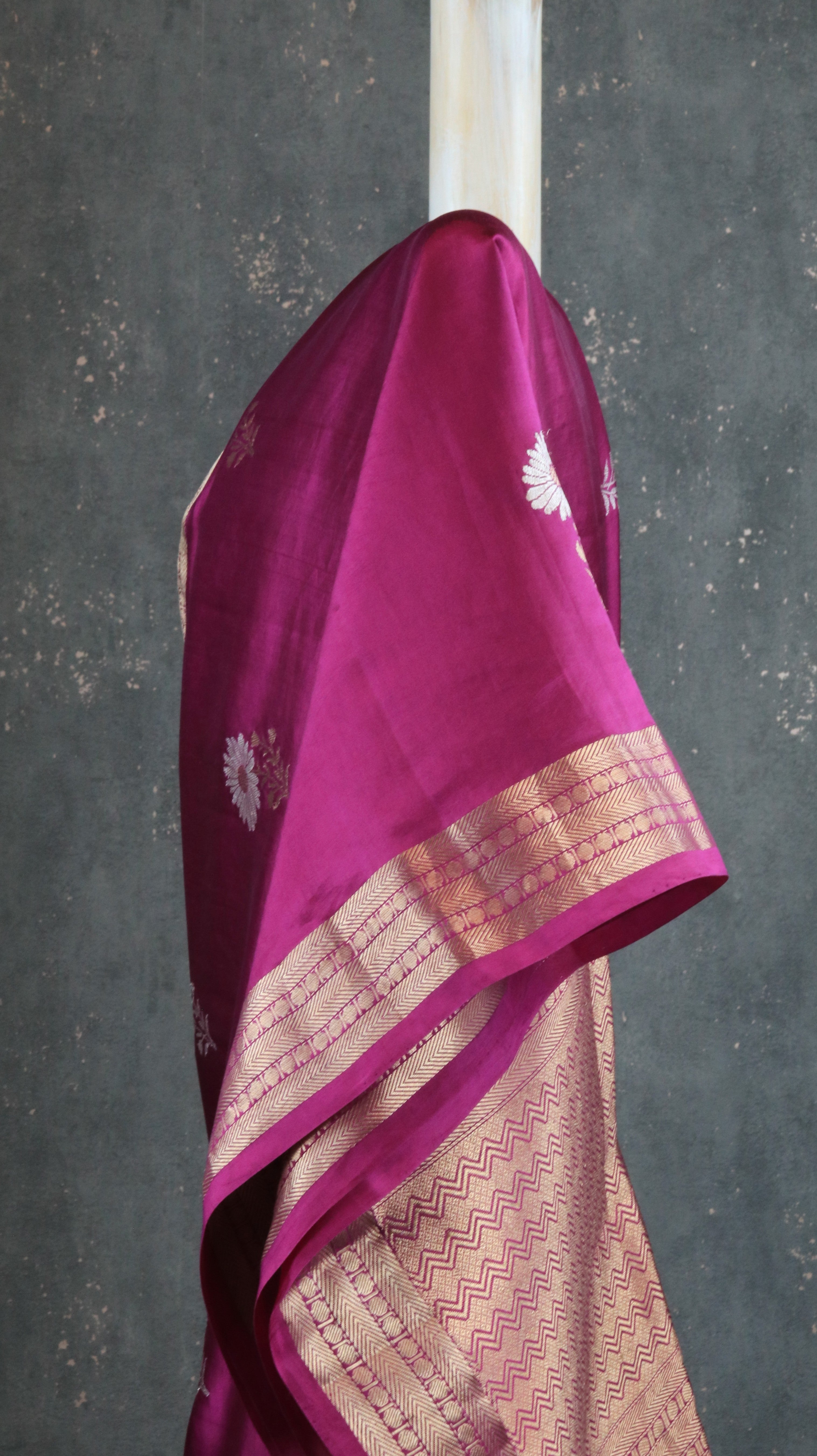 Rani Gulaabi | Banarasi