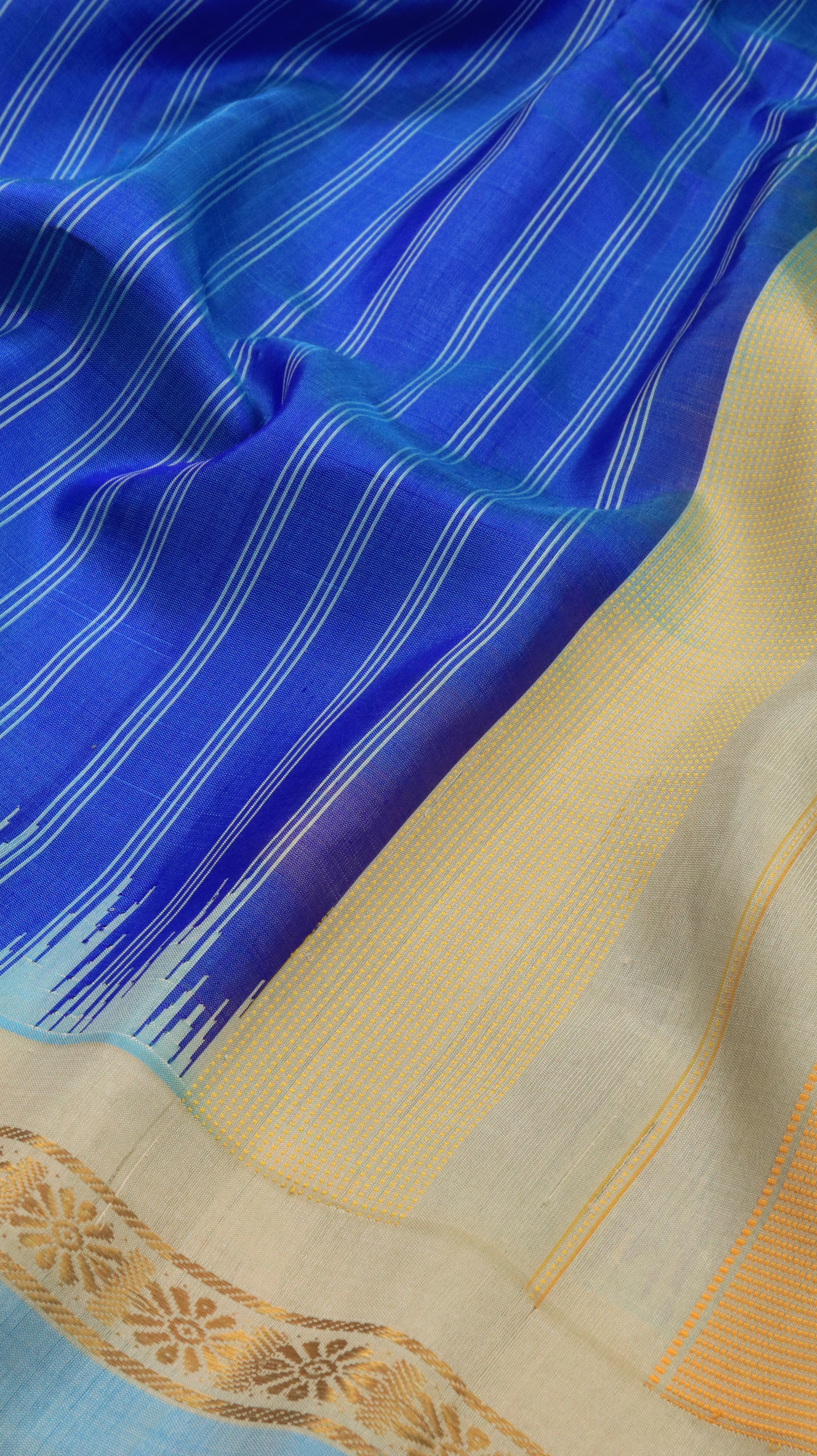 Golden Wave | Gadwal