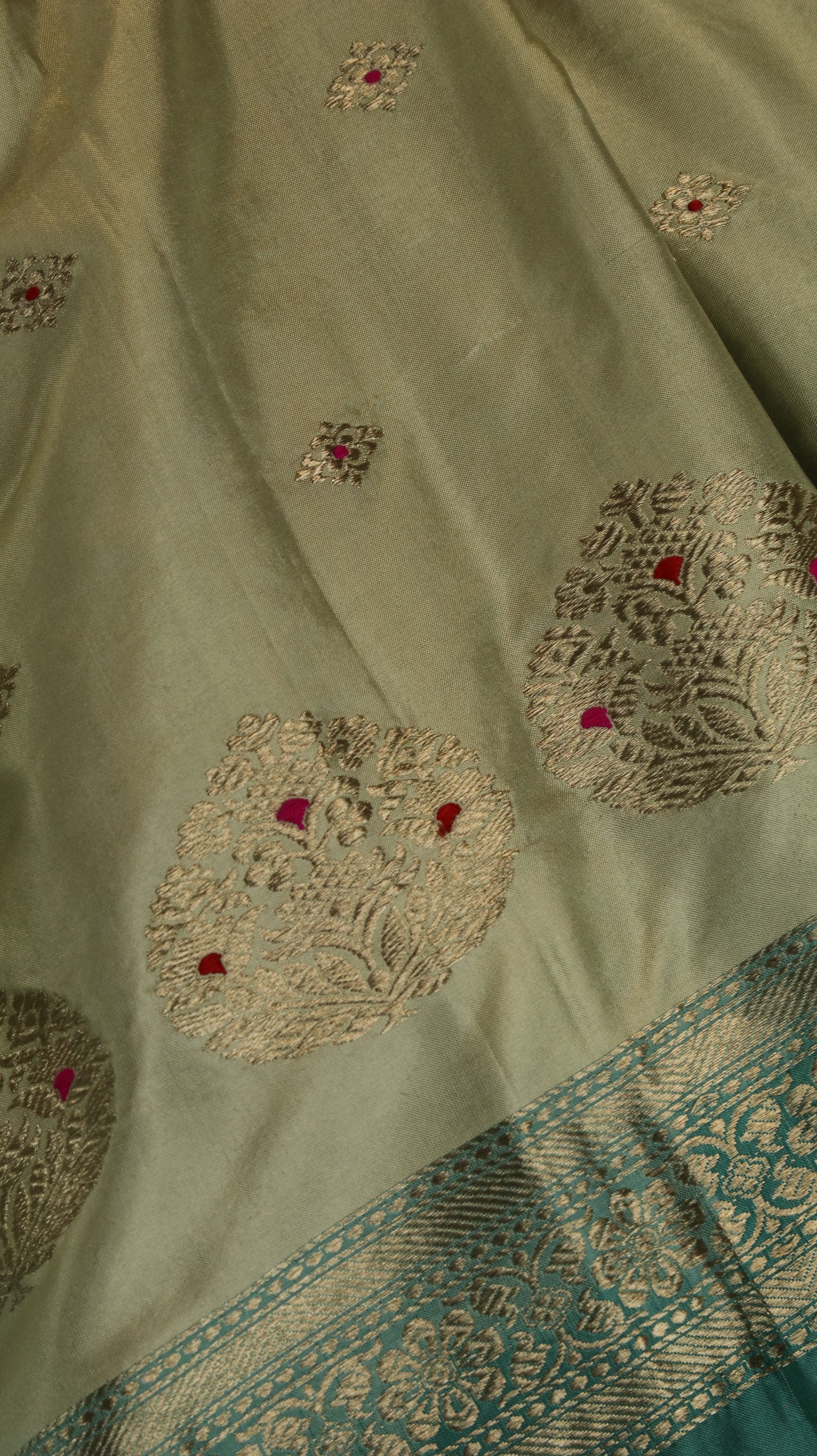 Komalangi | Banarasi