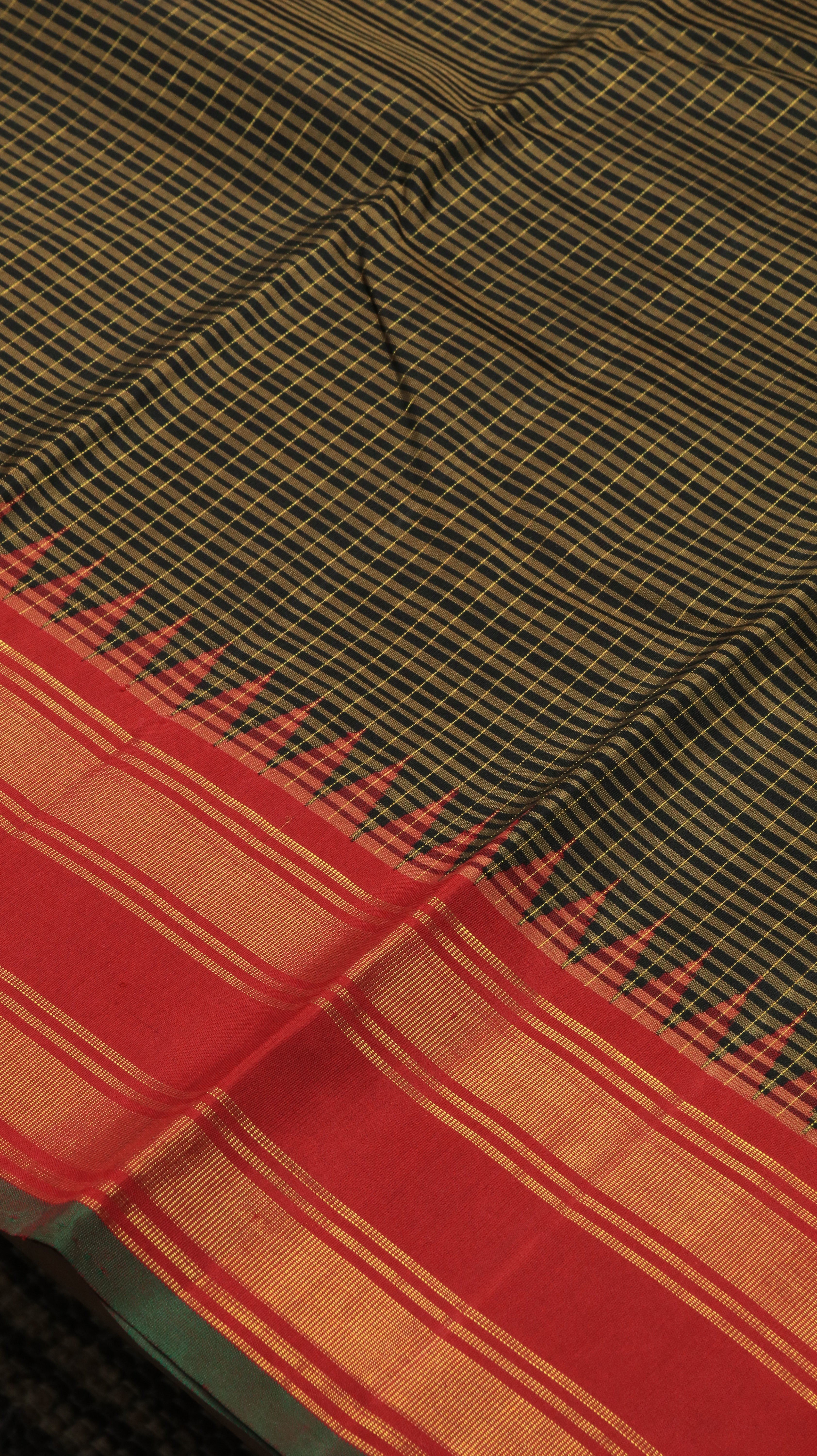 Navyika | Kanjivaram