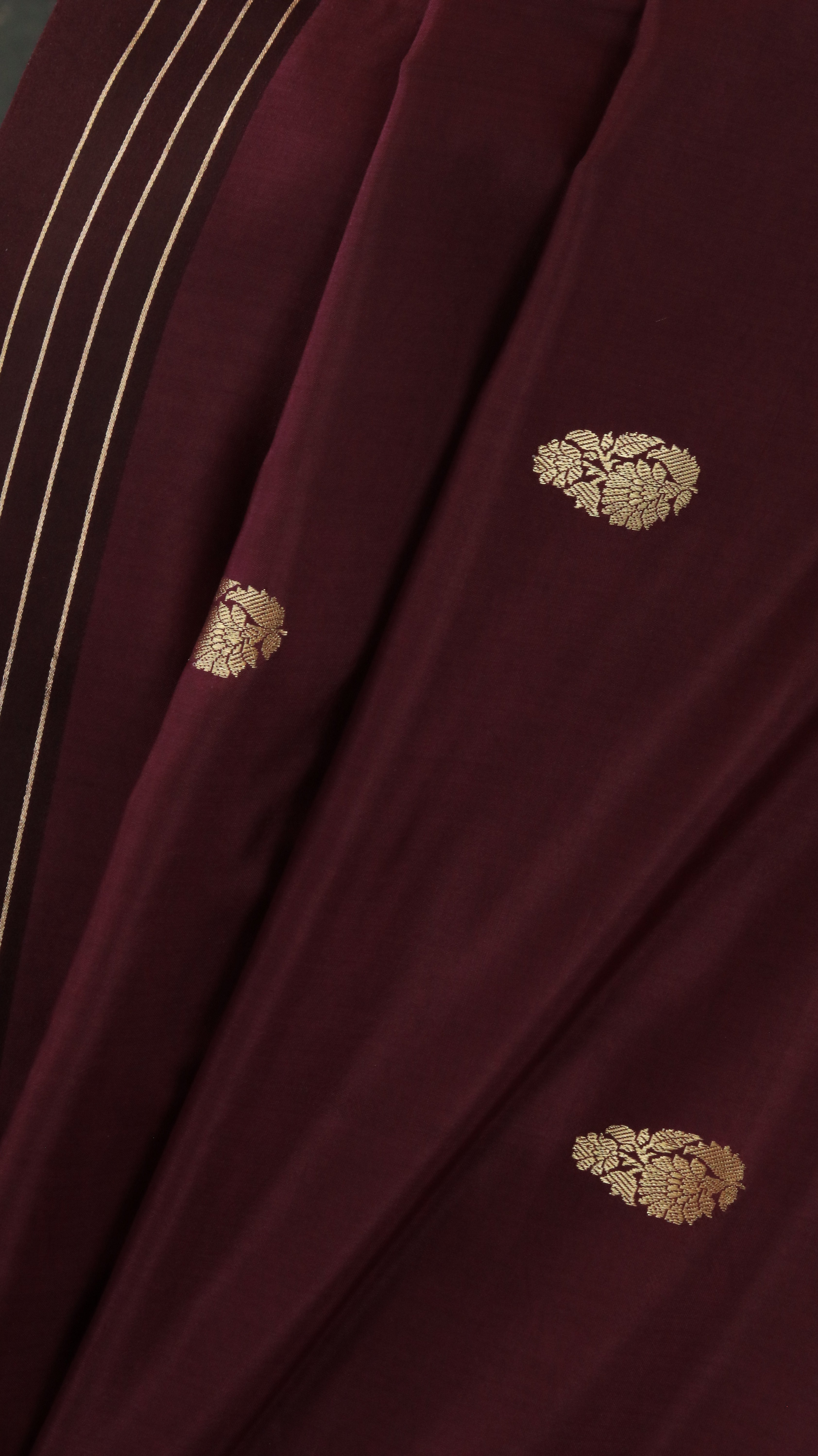 Wine Aureate | Banarasi