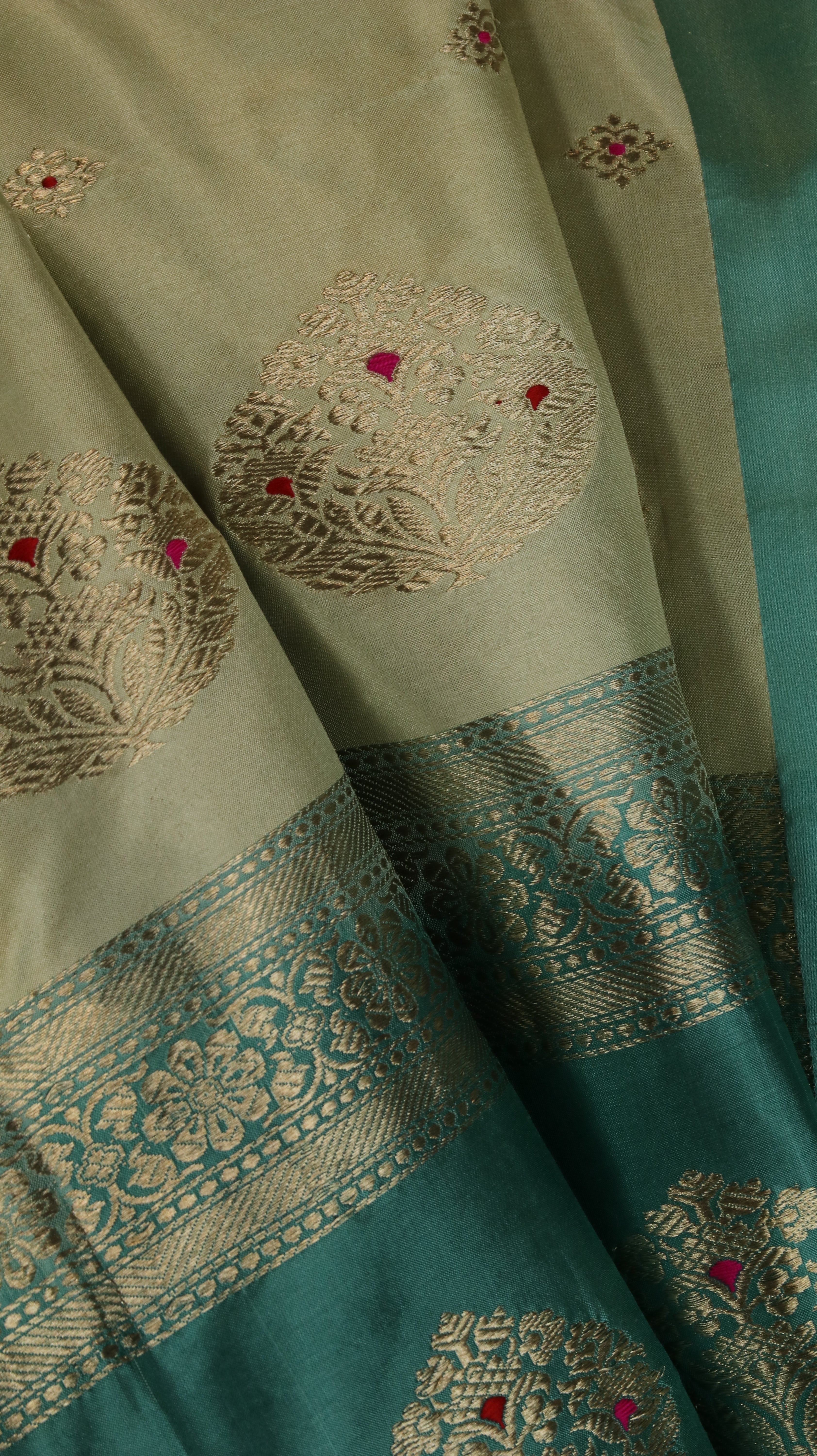 Komalangi | Banarasi