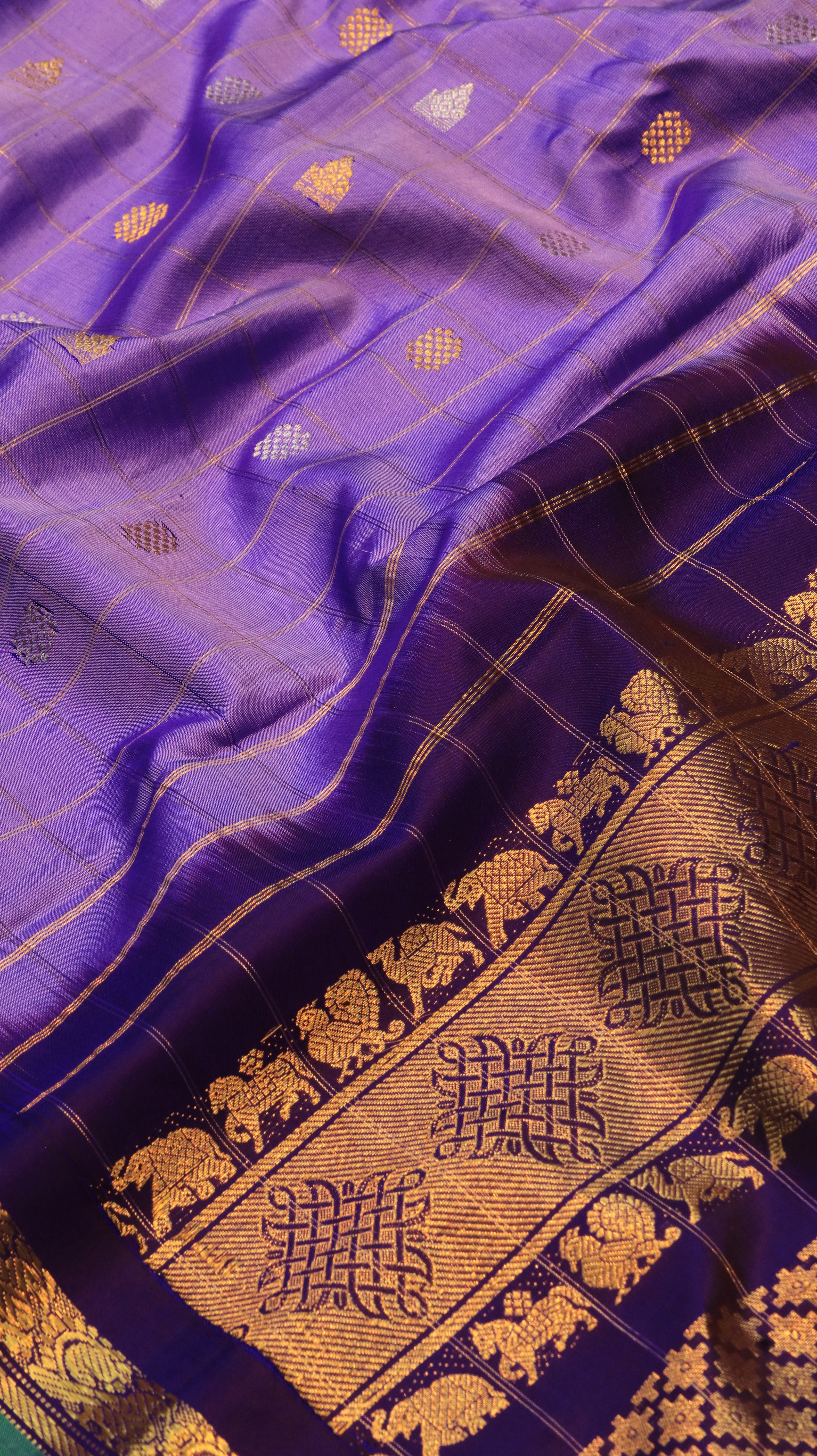 Lilac Dynasty | Gadwal