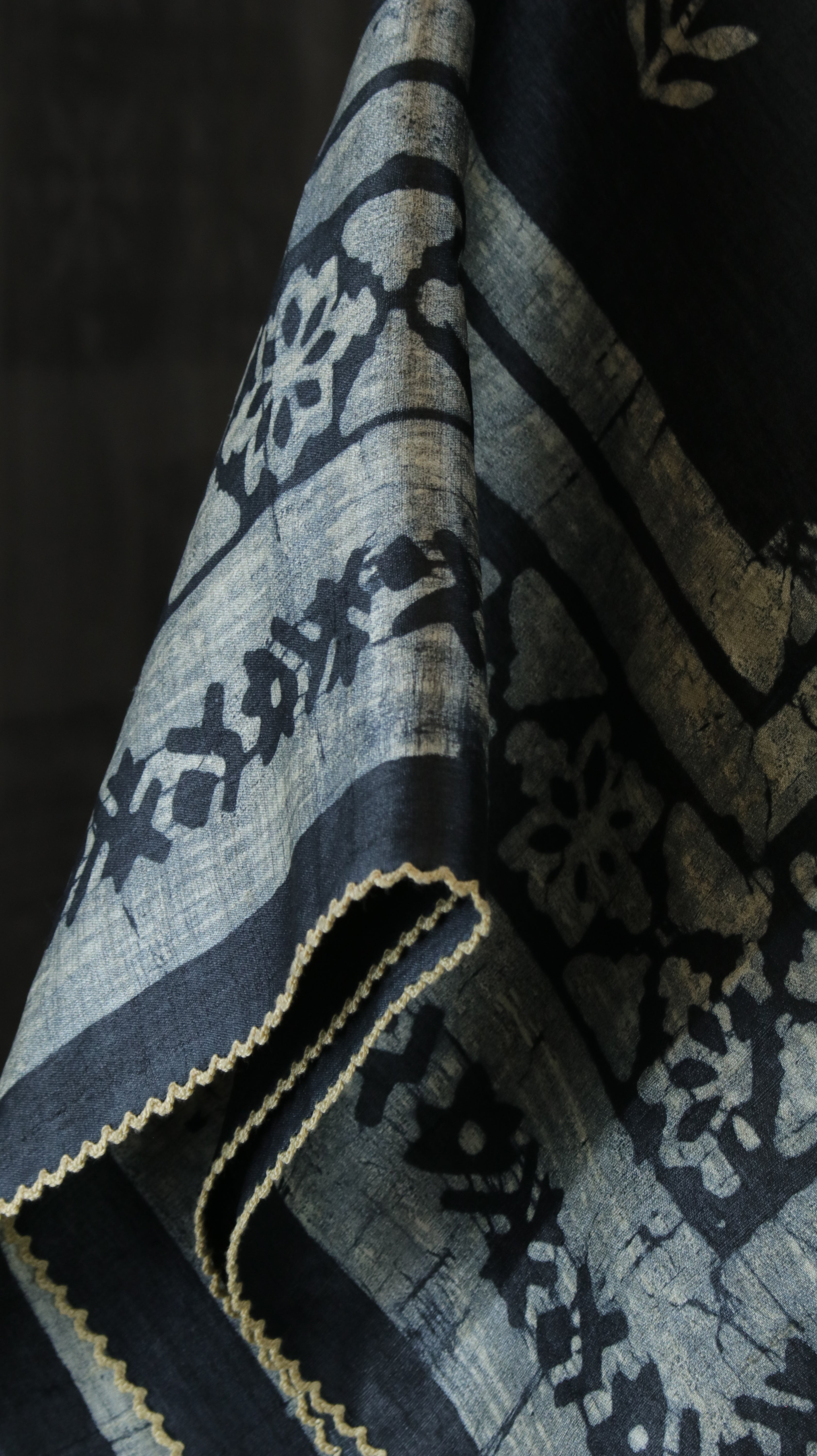 Kaalindi Vastra | Tussar