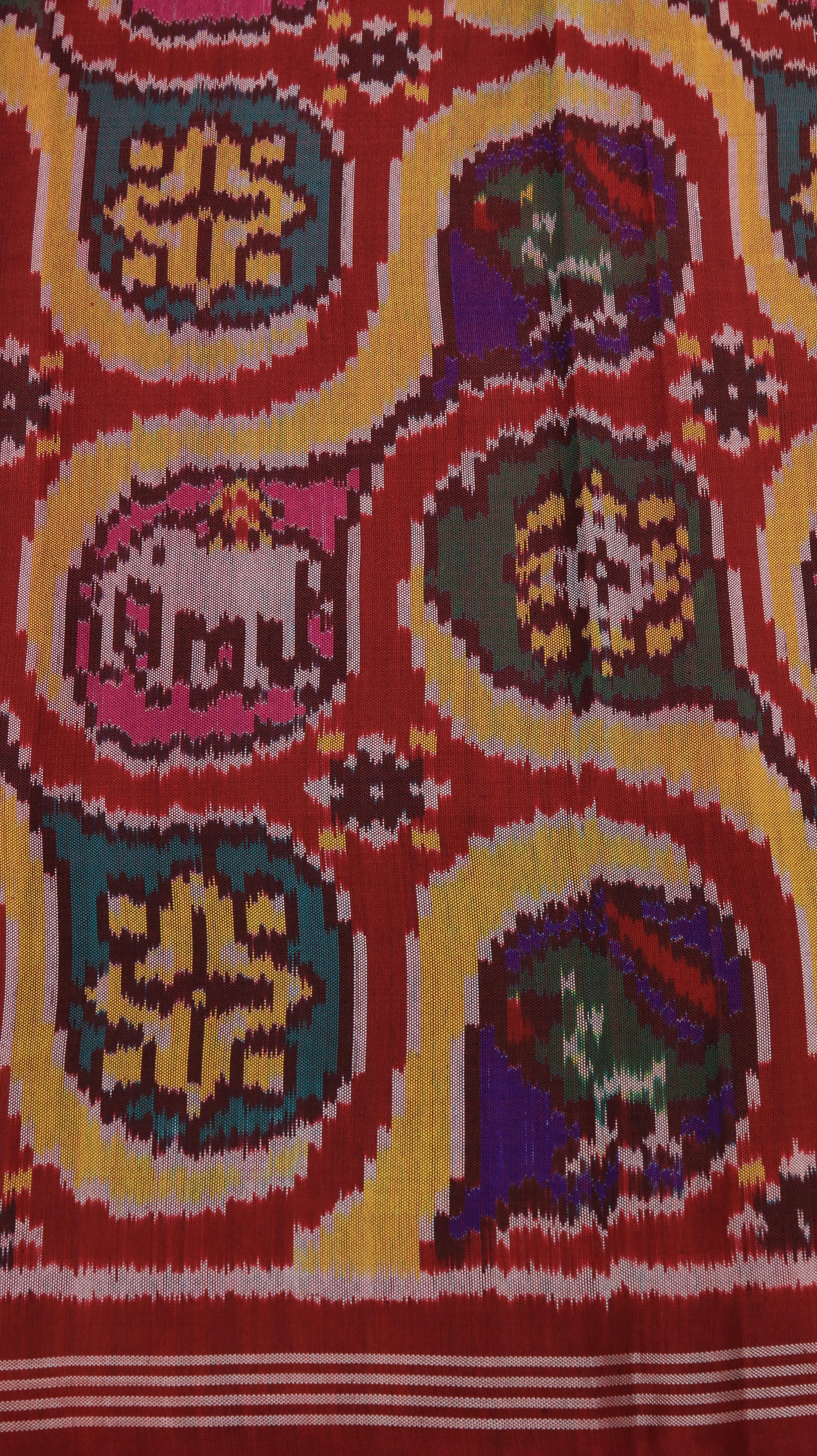 Tarunika | Patola
