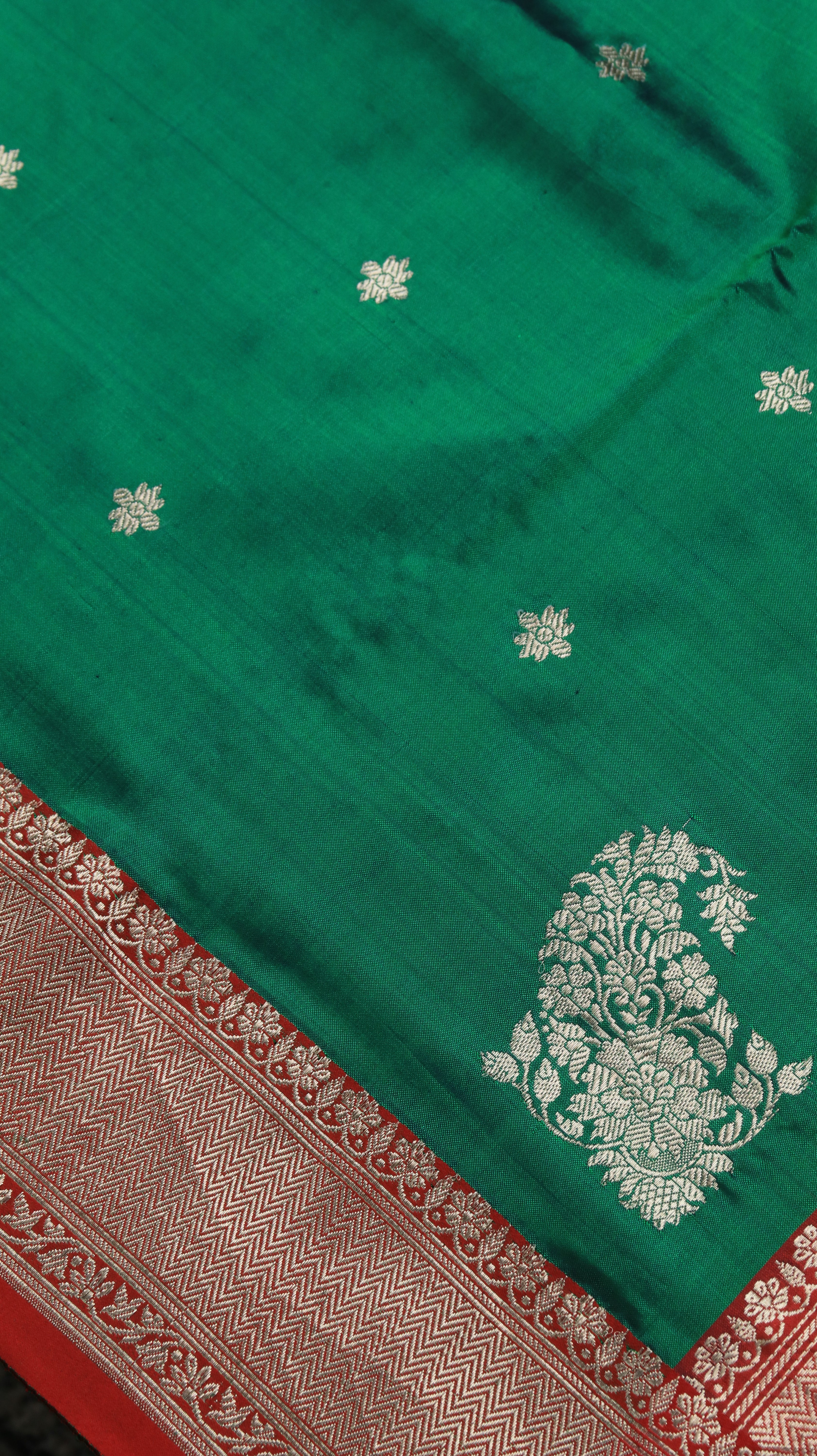 Jade Regalia | Banarasi