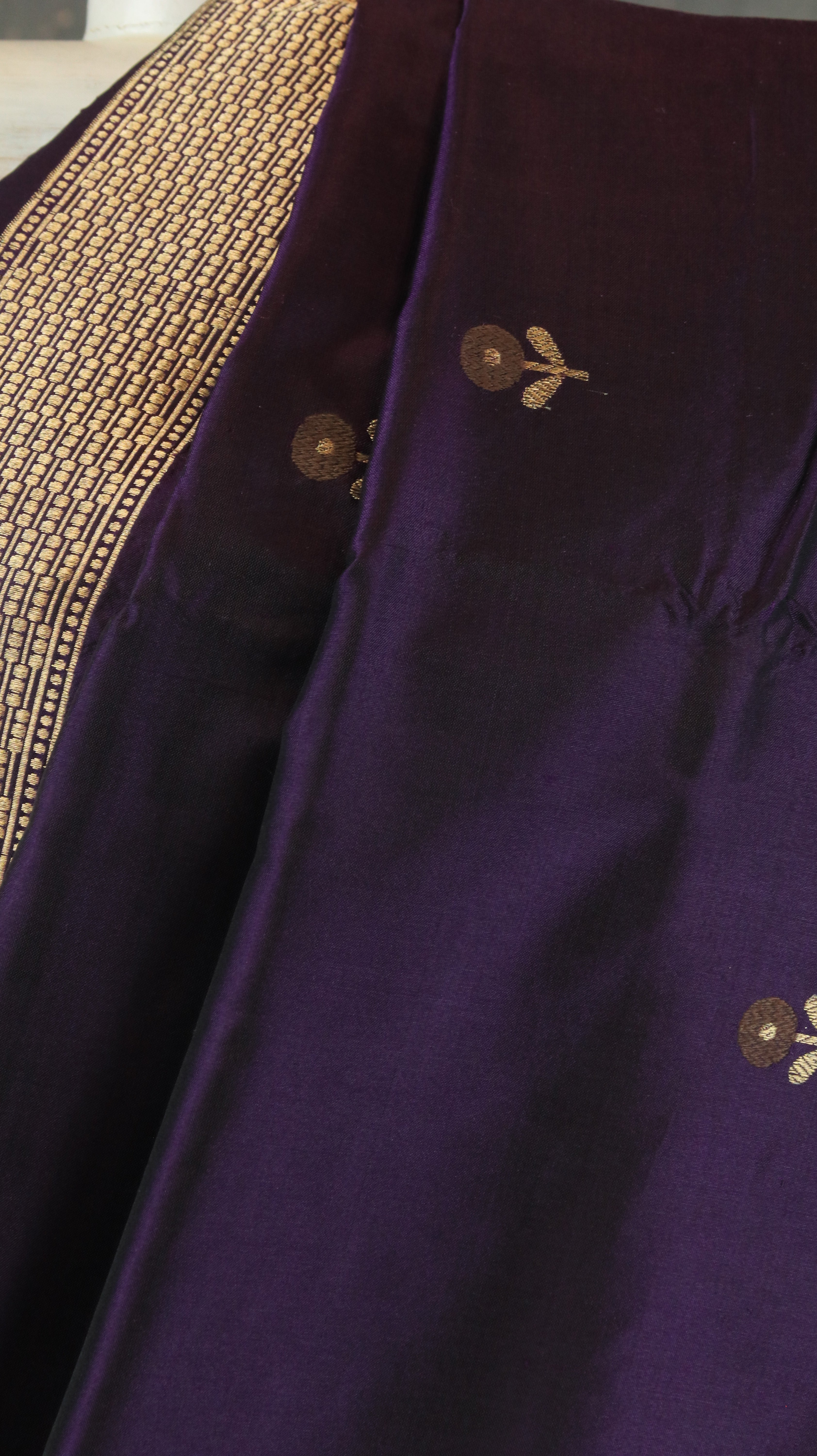 Midnight Aurelia | Banarasi