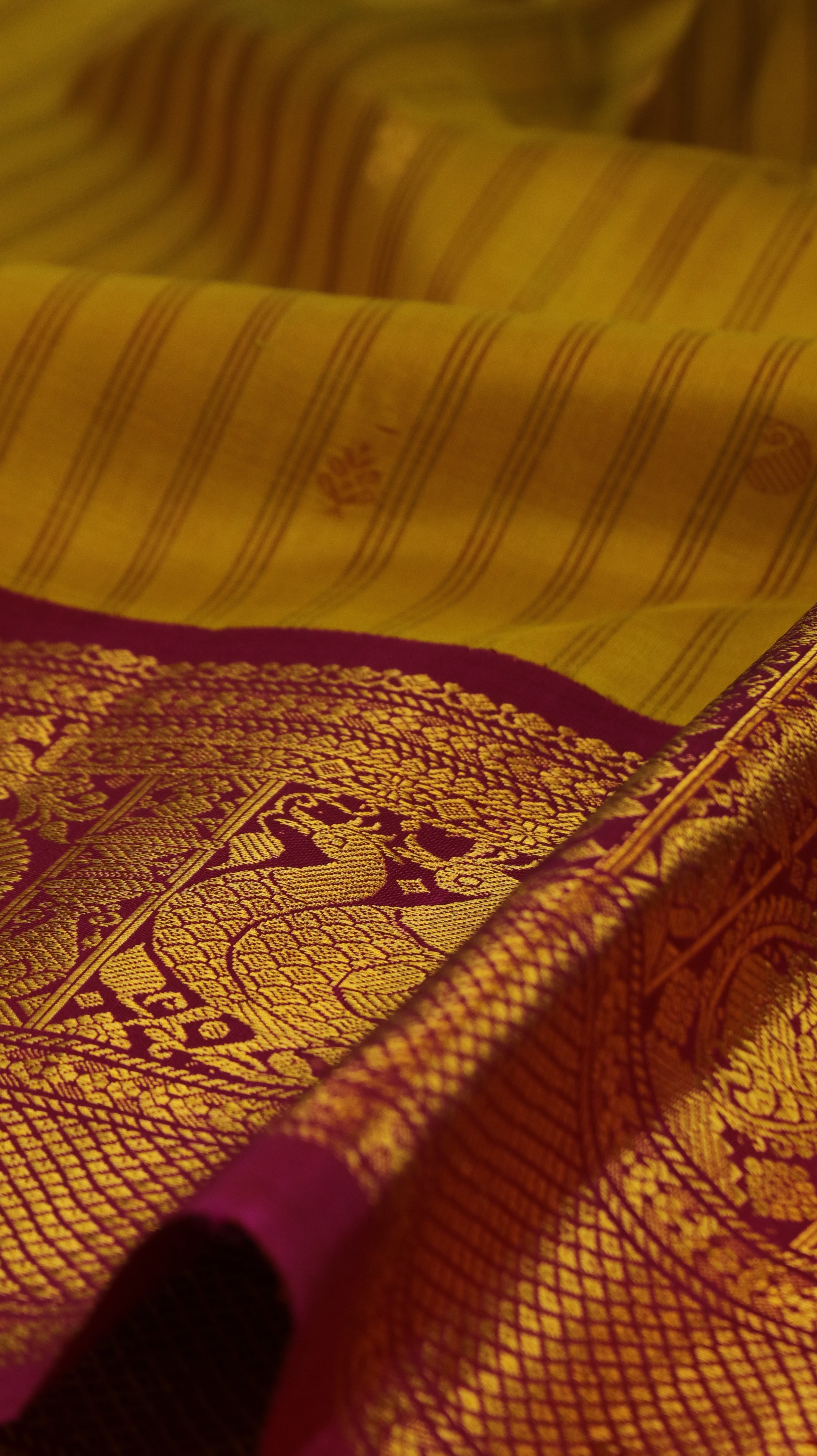 Kanaka Mayura | Gadwal