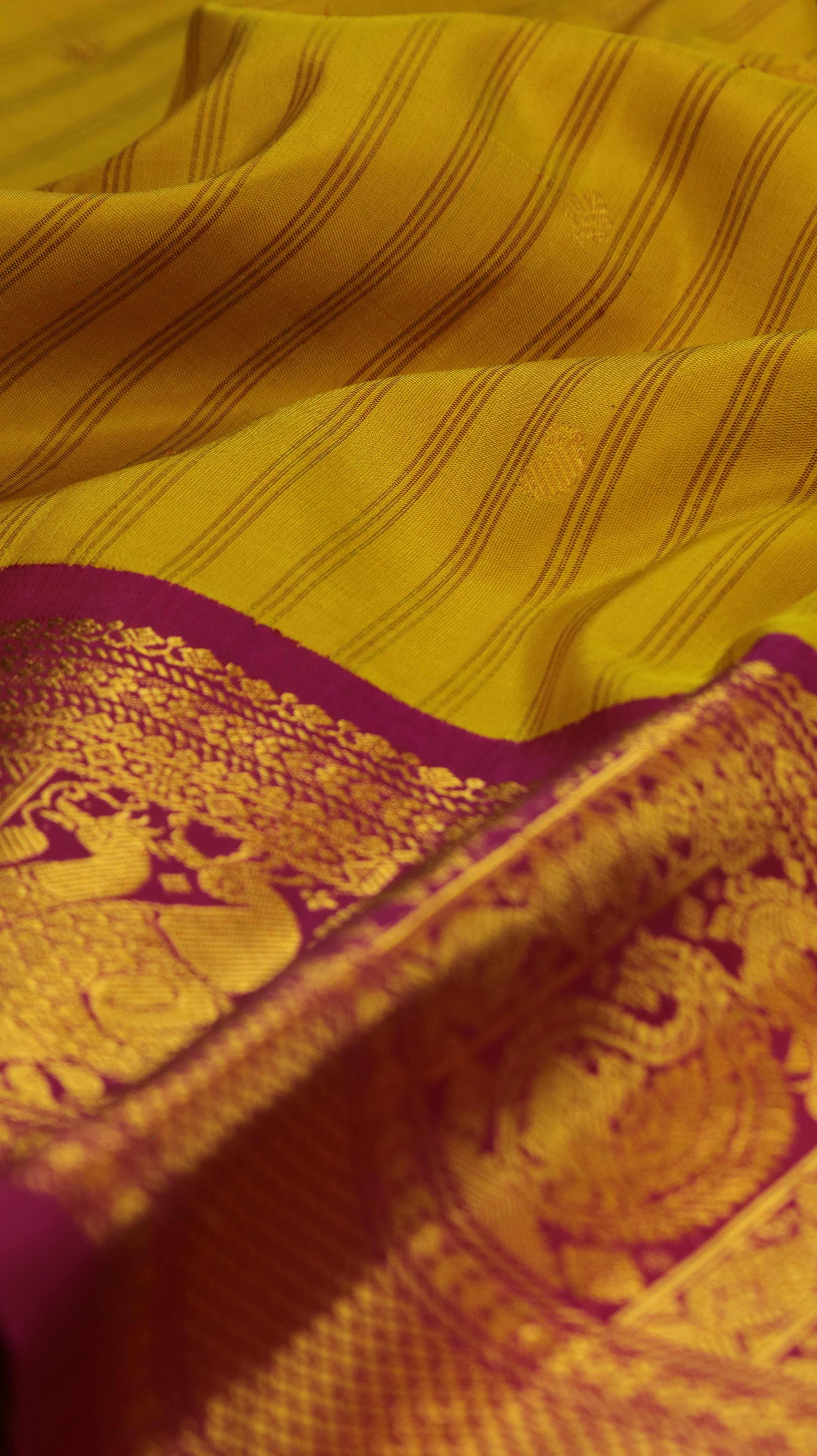 Kanaka Mayura | Gadwal