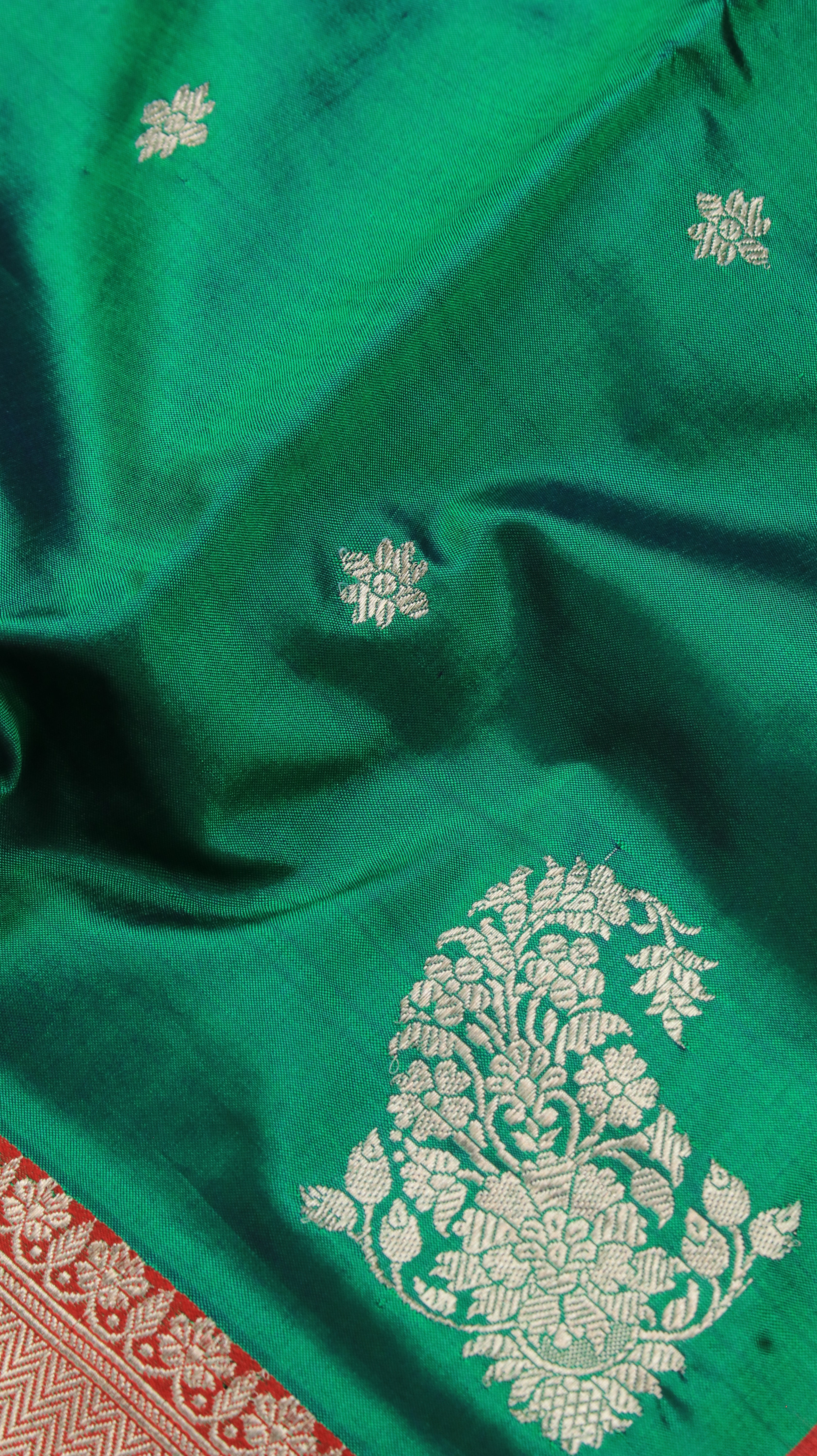 Jade Regalia | Banarasi