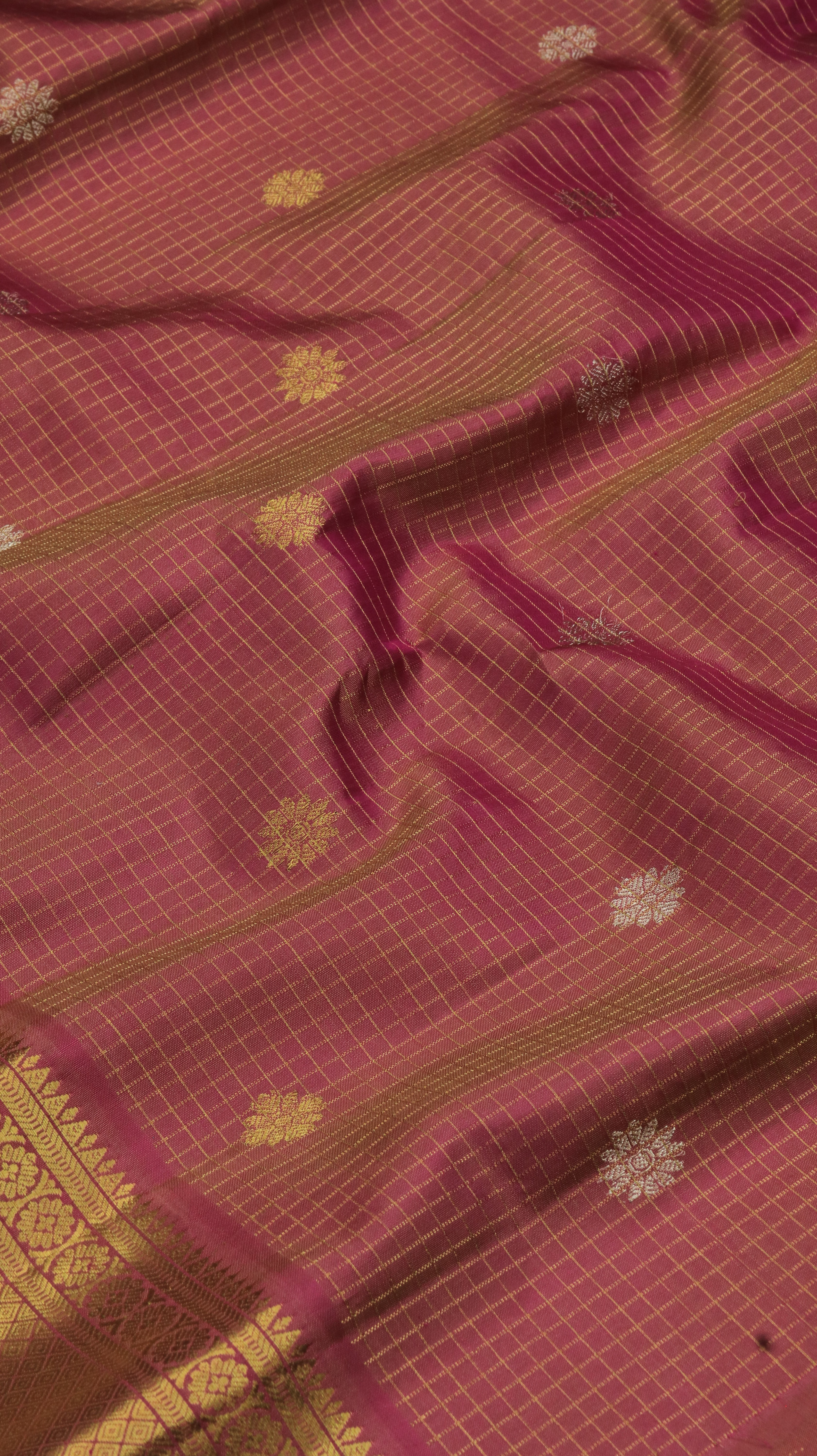 Gulnaar Grace | Gadwal