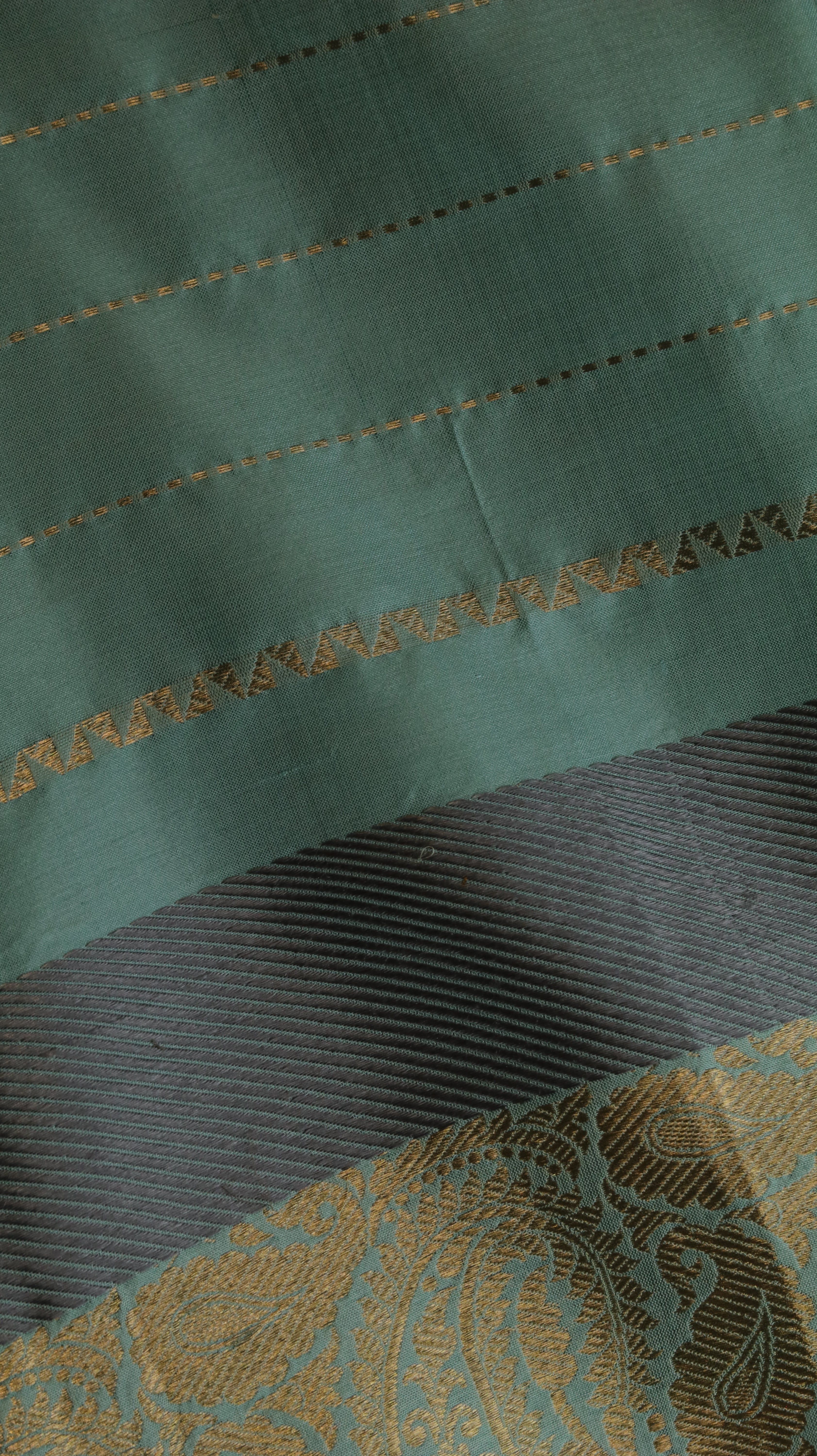 Antrima | Banarasi