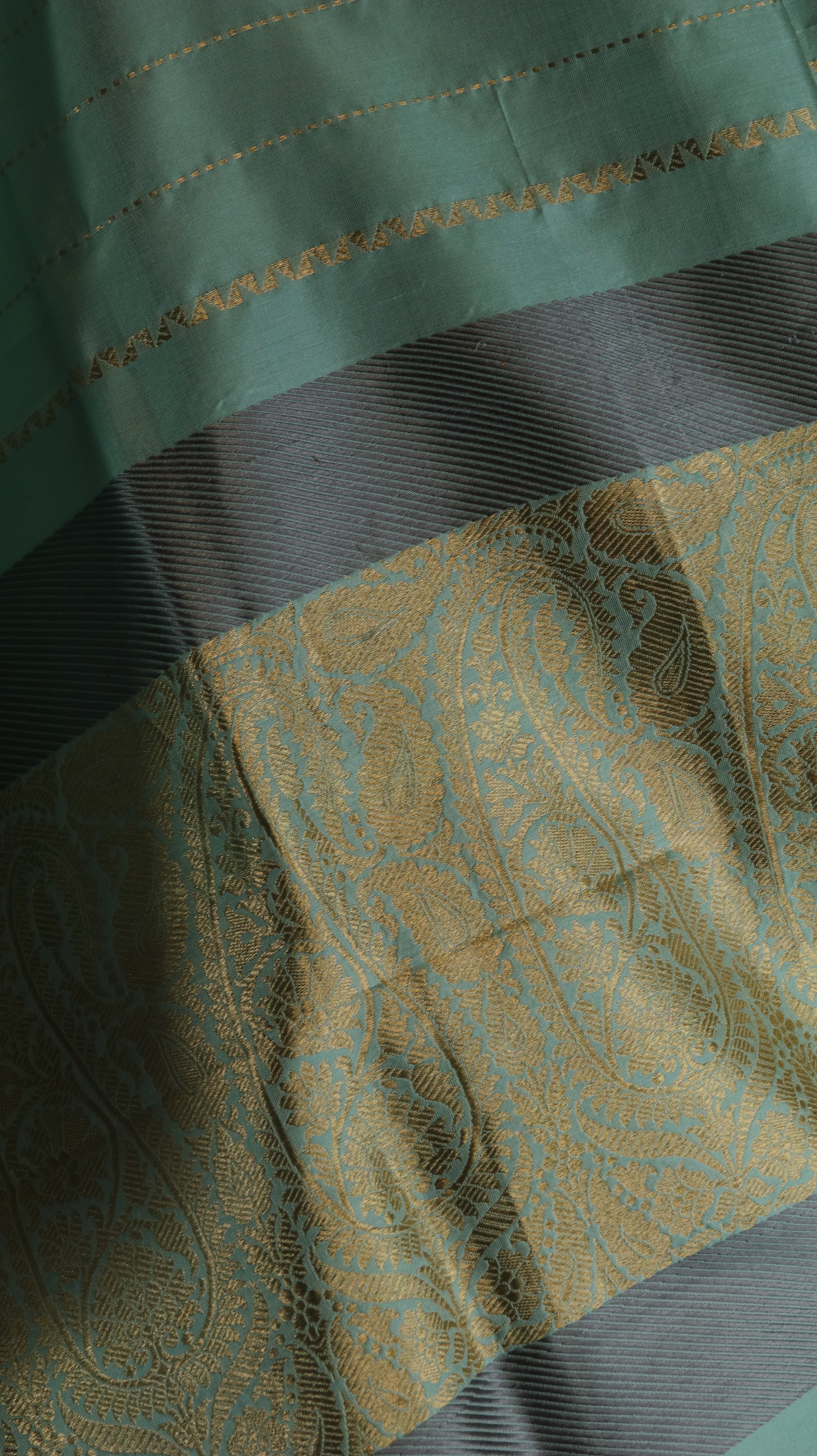 Antrima | Banarasi