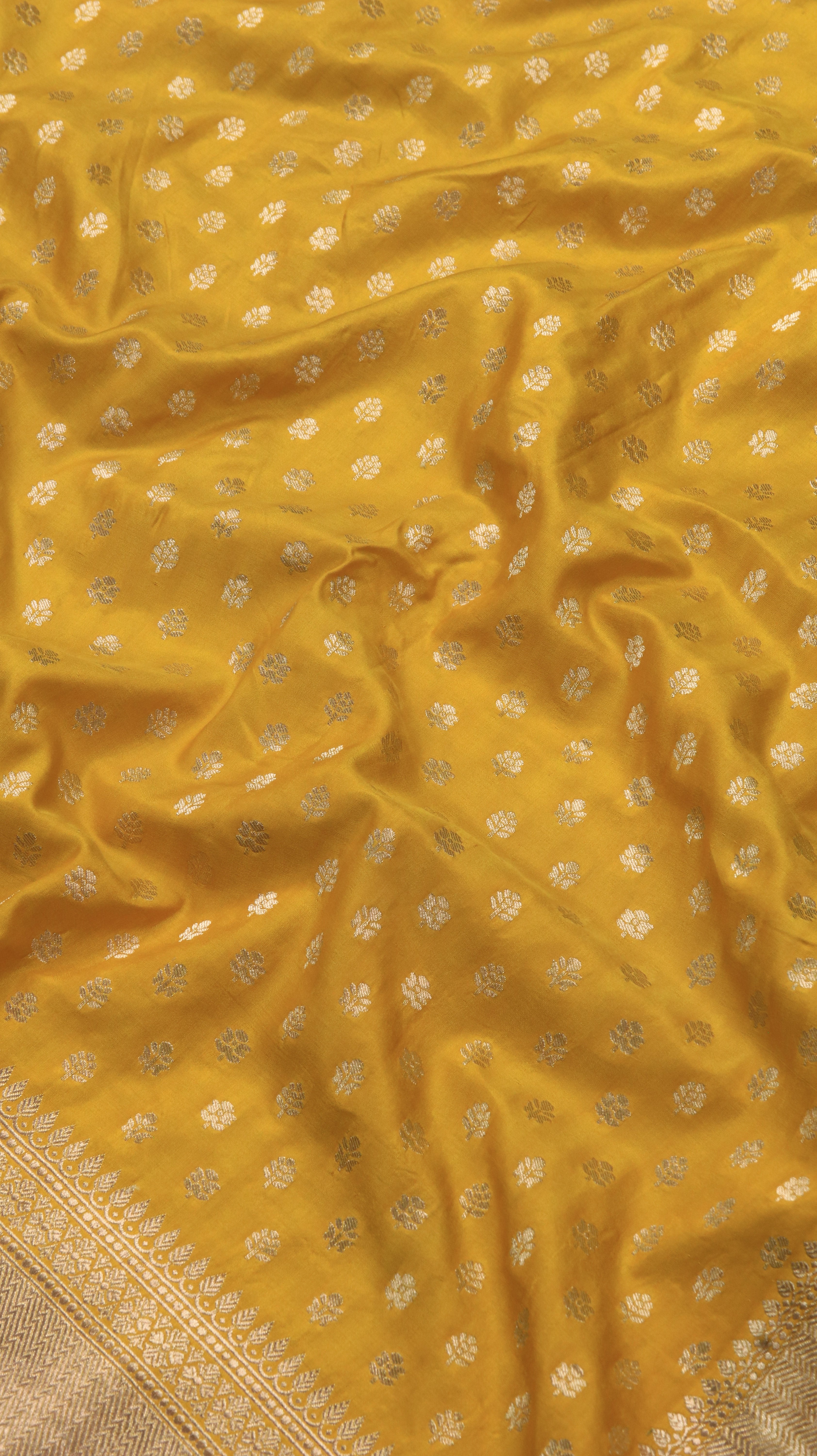 Honeycrest | Banarasi