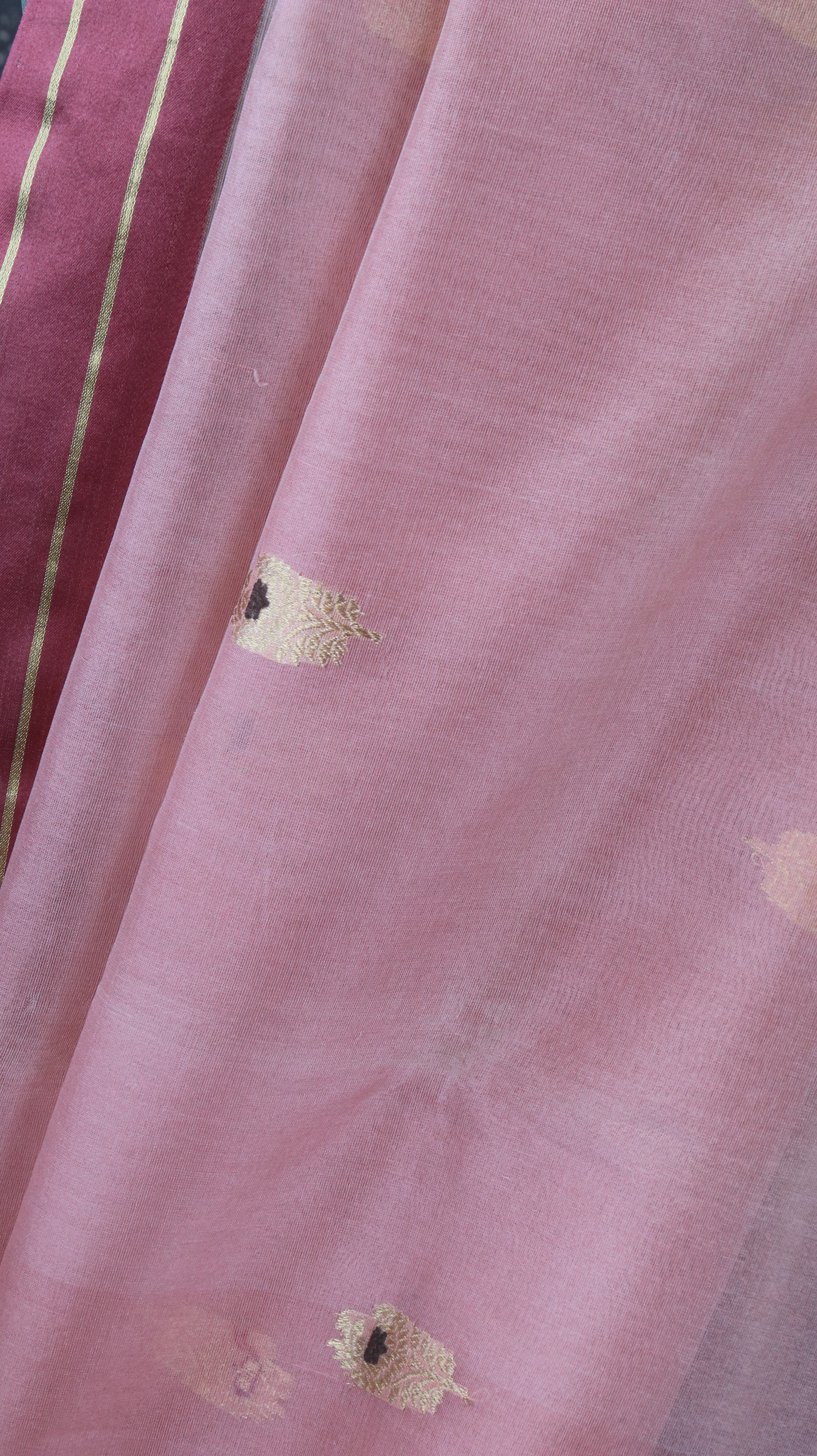Rose Mist | Banarasi Kora