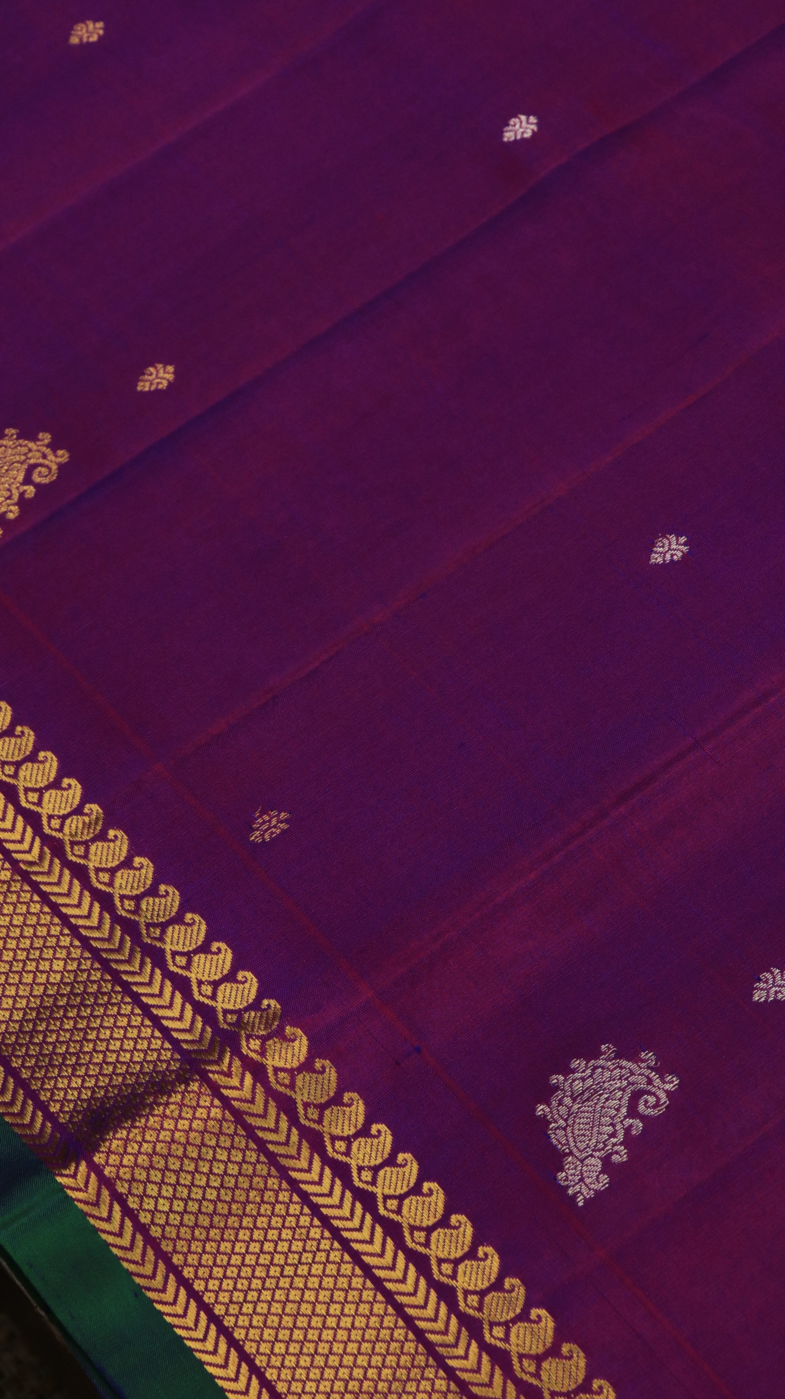 Plum Imperial | Gadwal