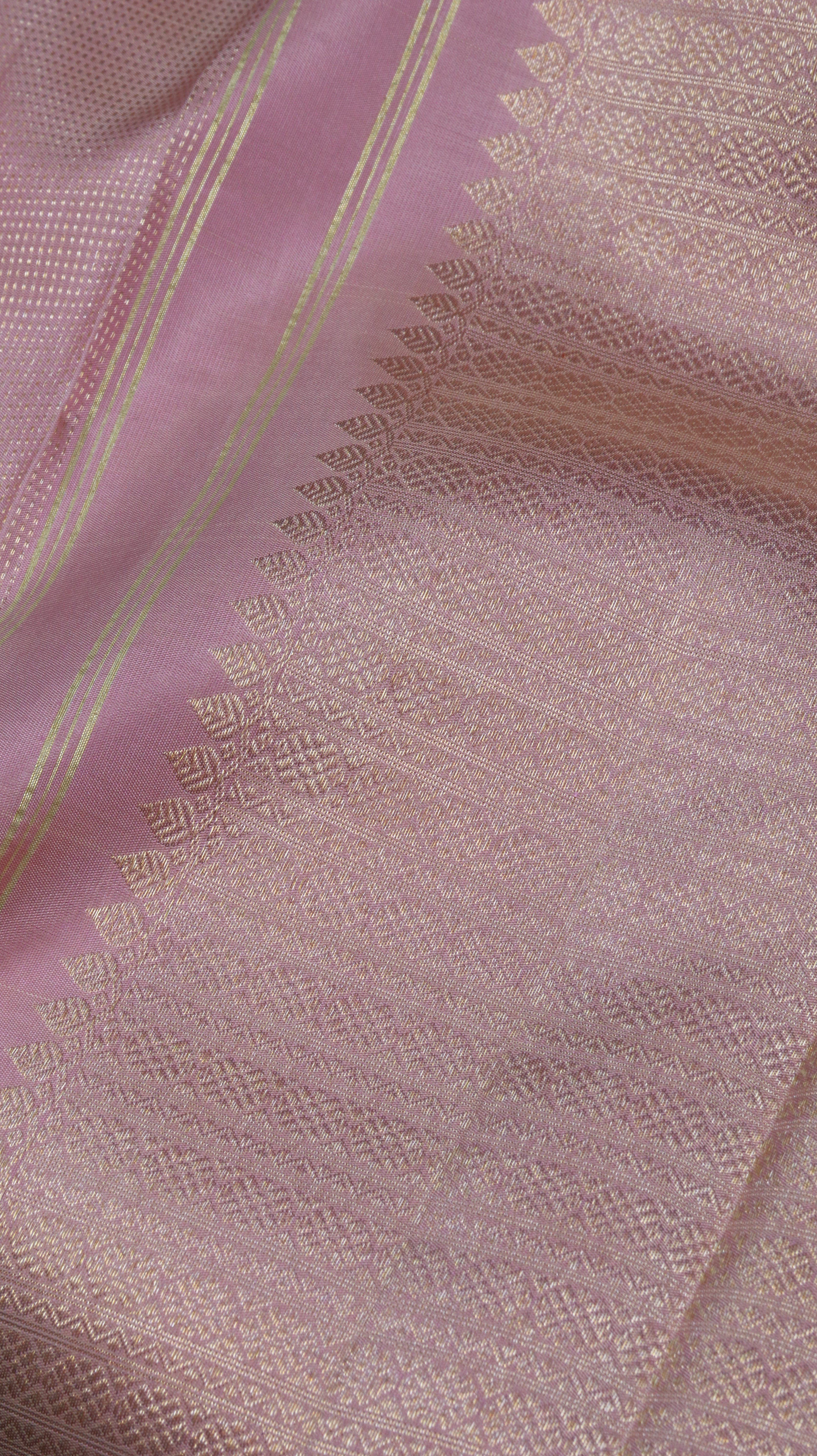 Rose blossom | Kanjivaram