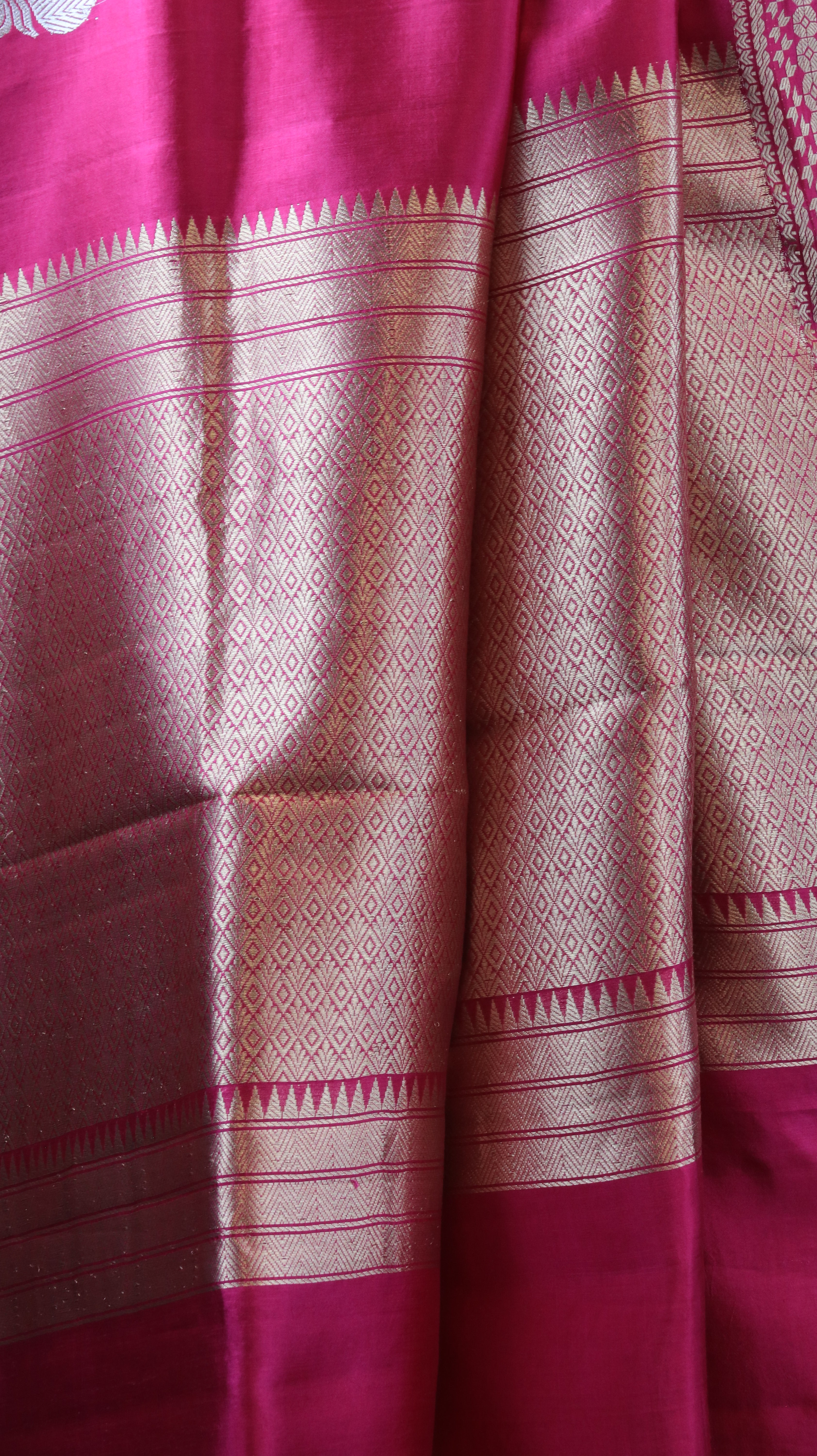 Silken Fuchsia Glow | Banarasi