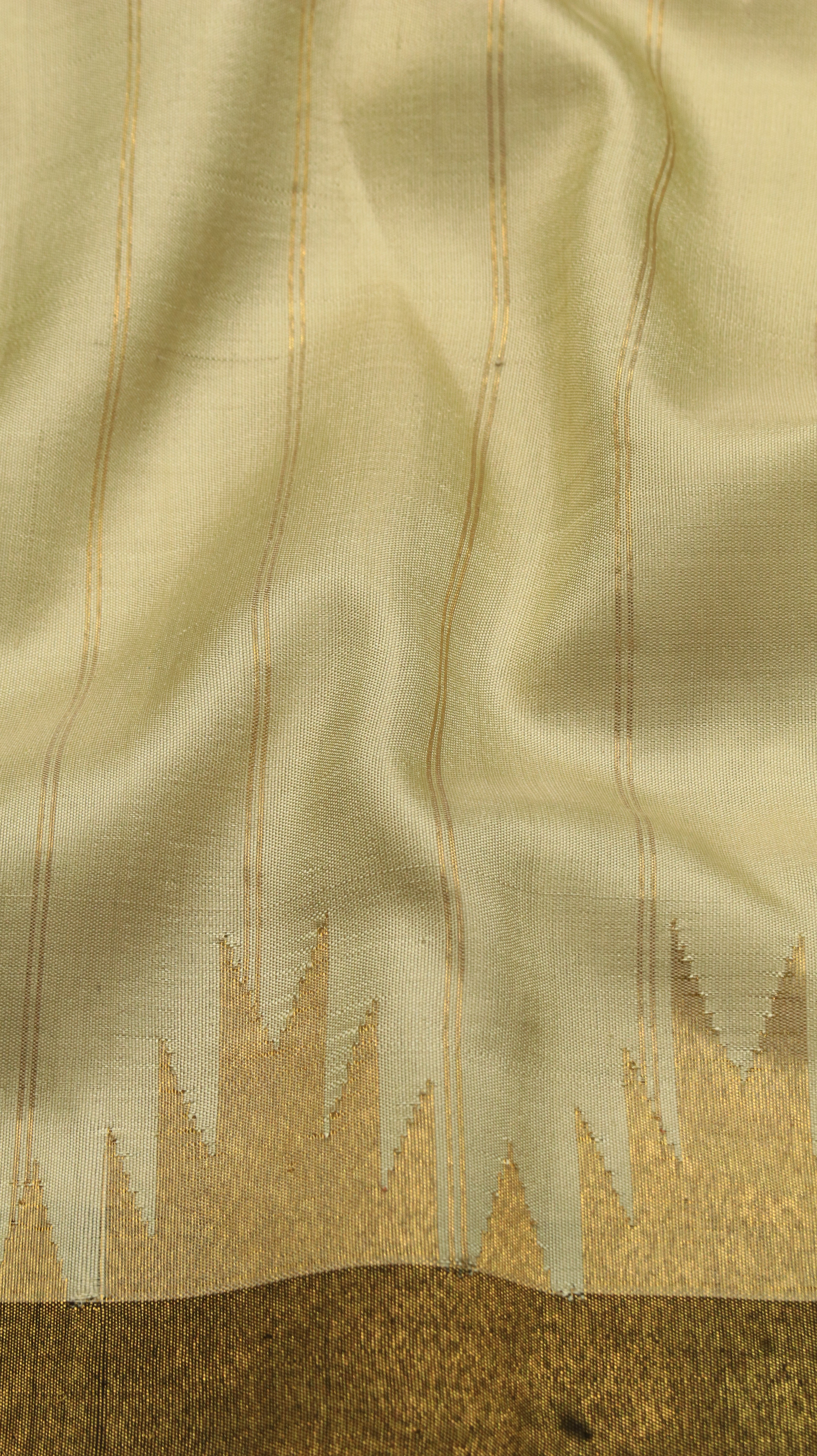 Pearl Dynasty | Gadwal