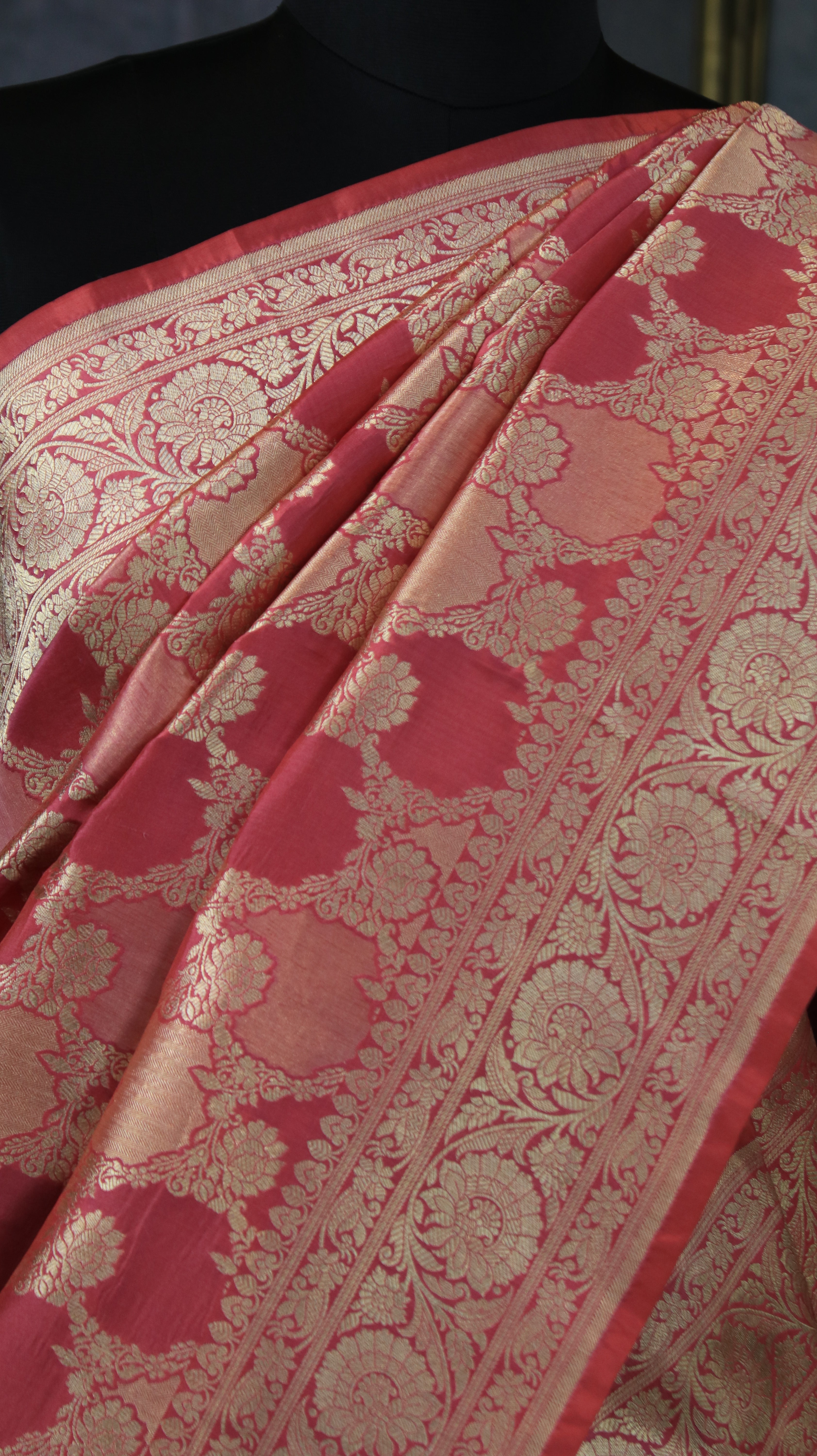 Pink Elan | Banarasi Rangkat