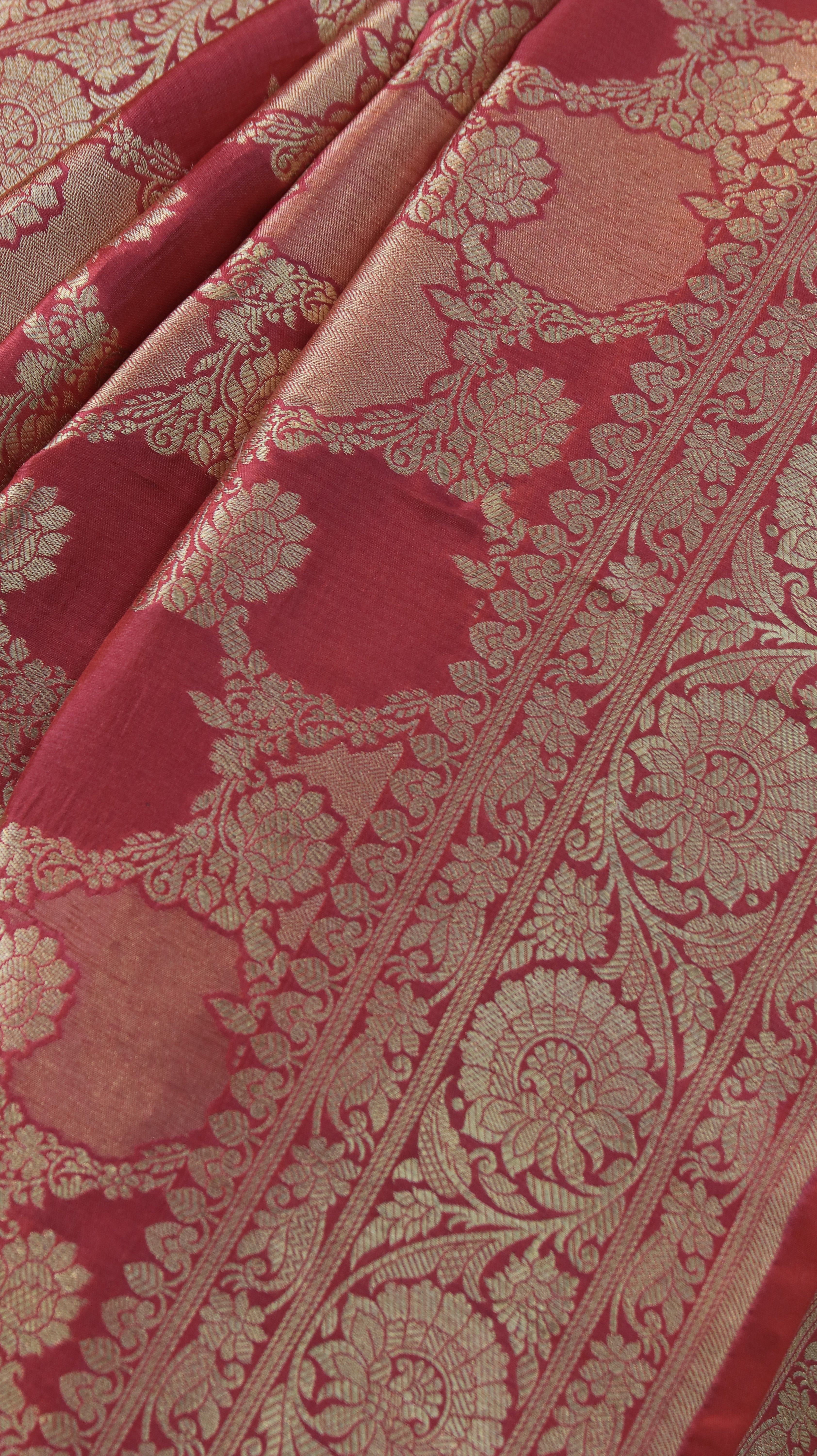 Pink Elan | Banarasi Rangkat