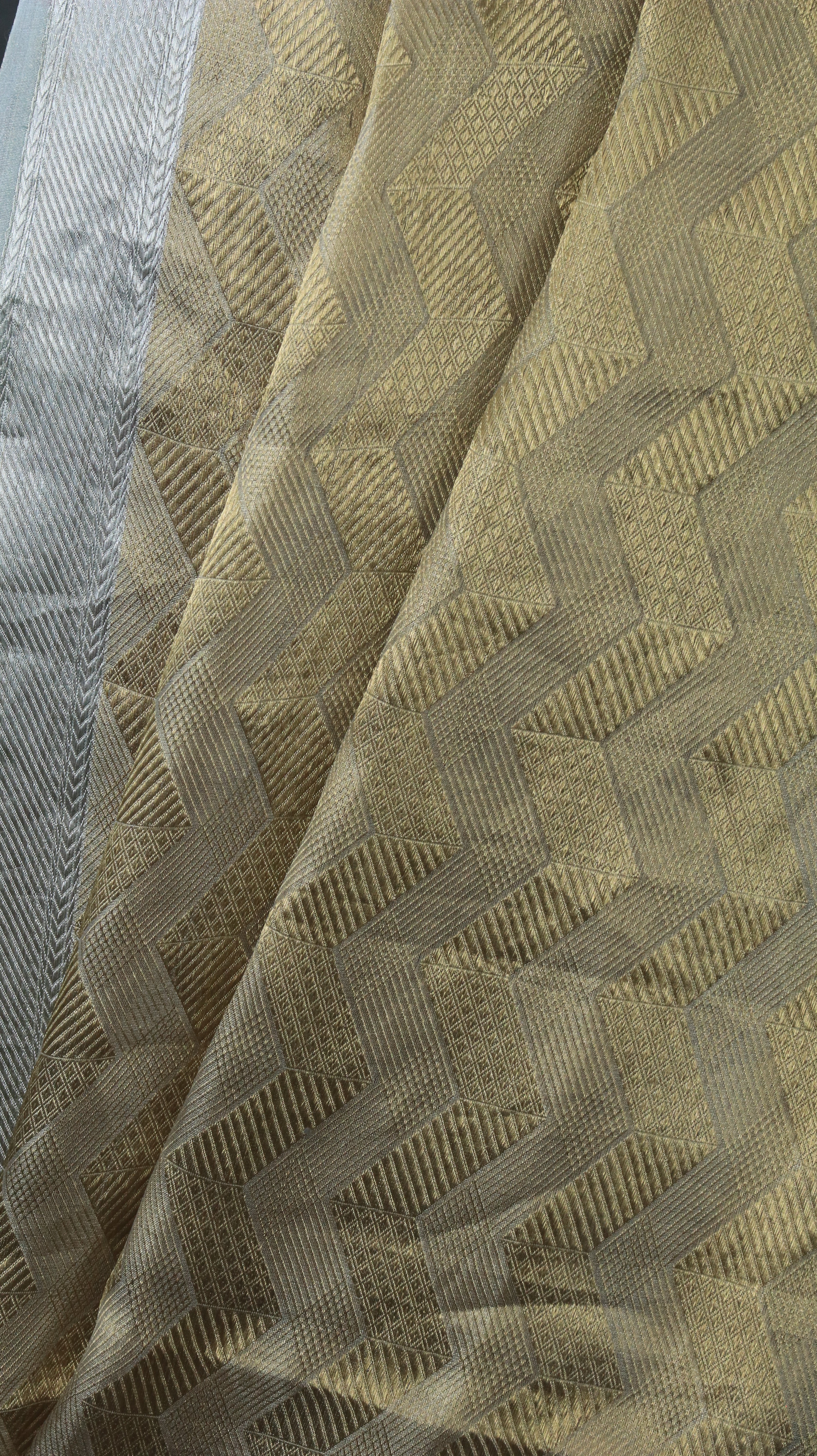 Golden Mirage | Banarasi
