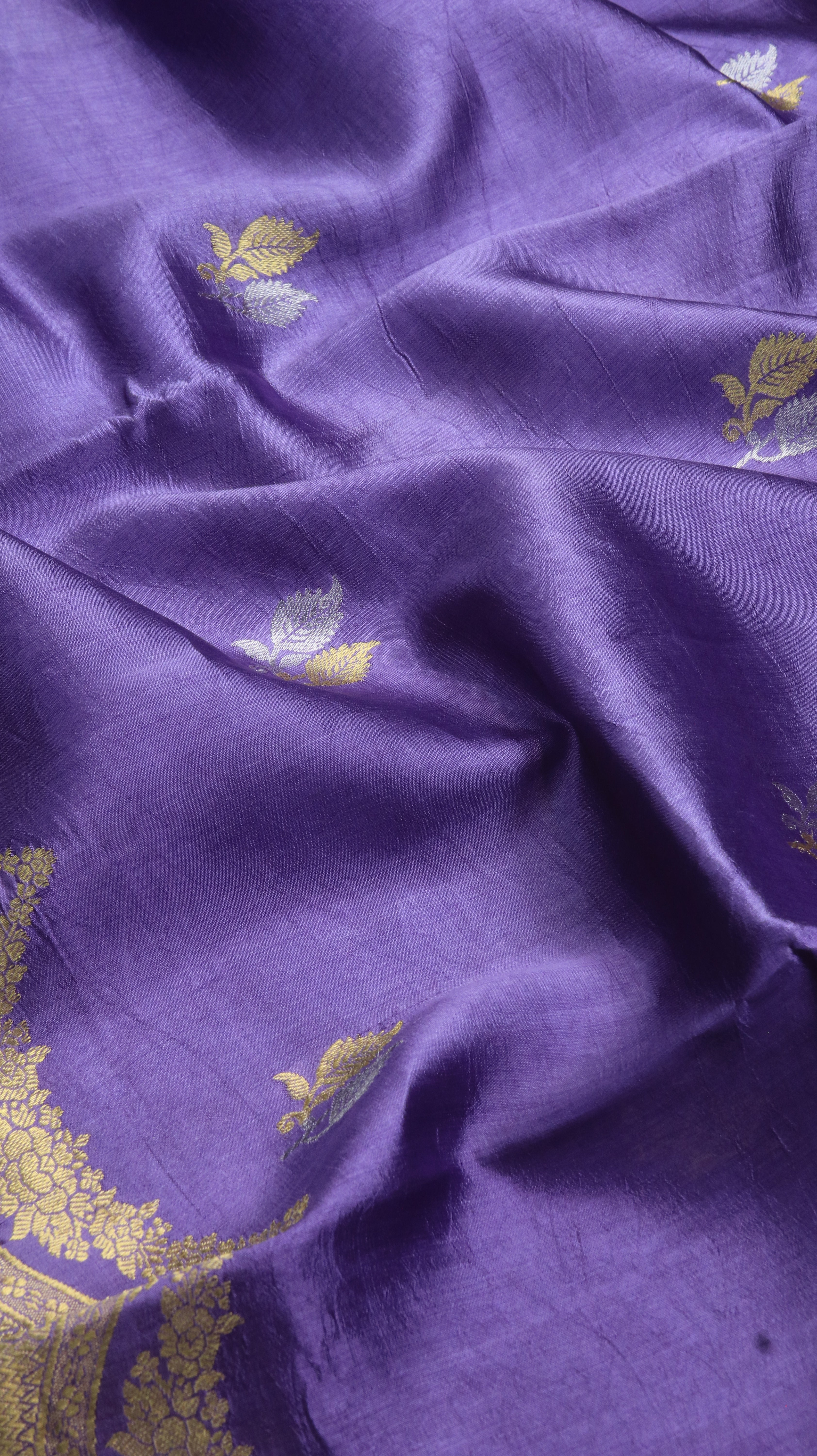 Lilac Empress | Banarasi