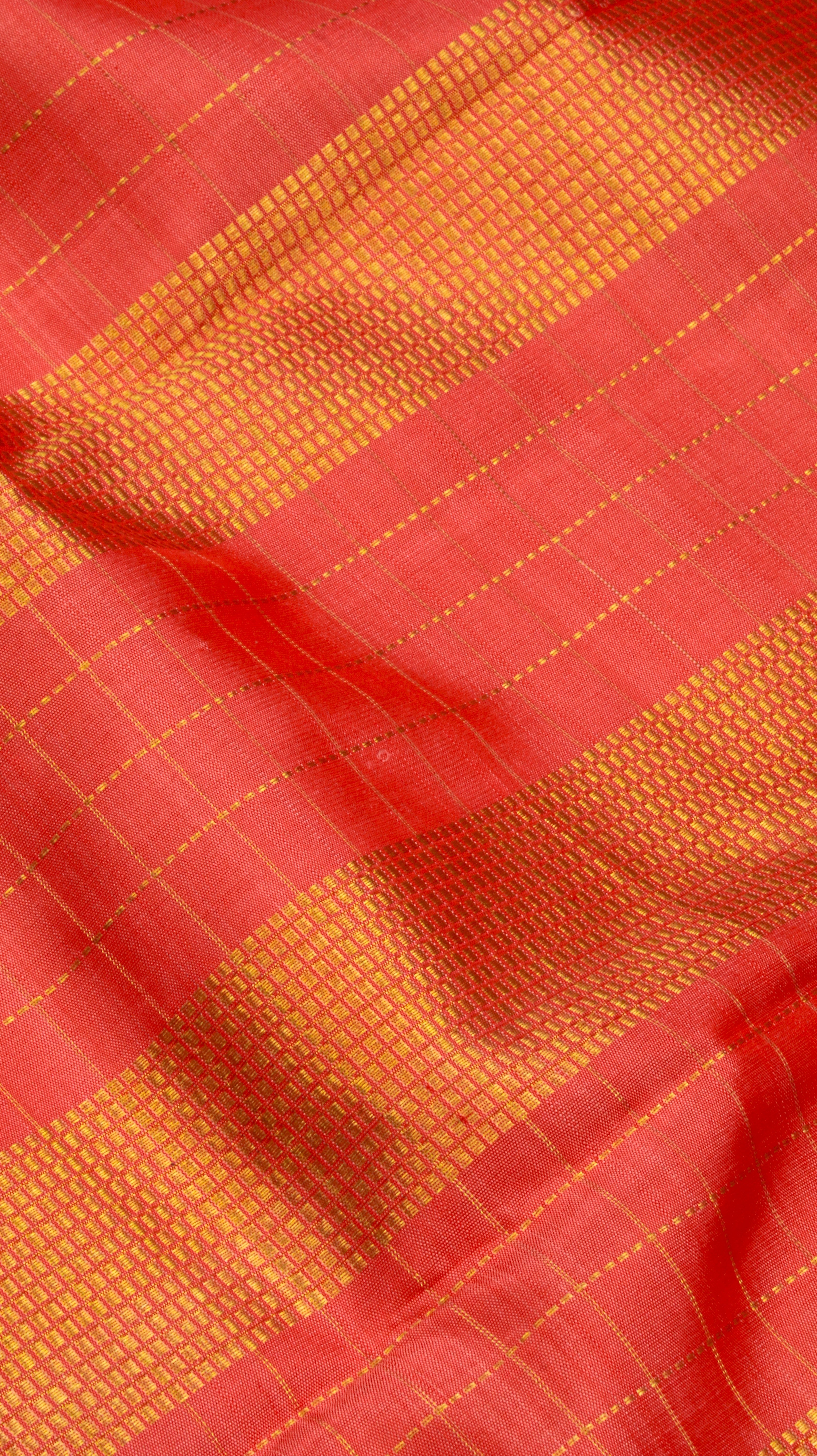 Coral Loom | Kanjivaram
