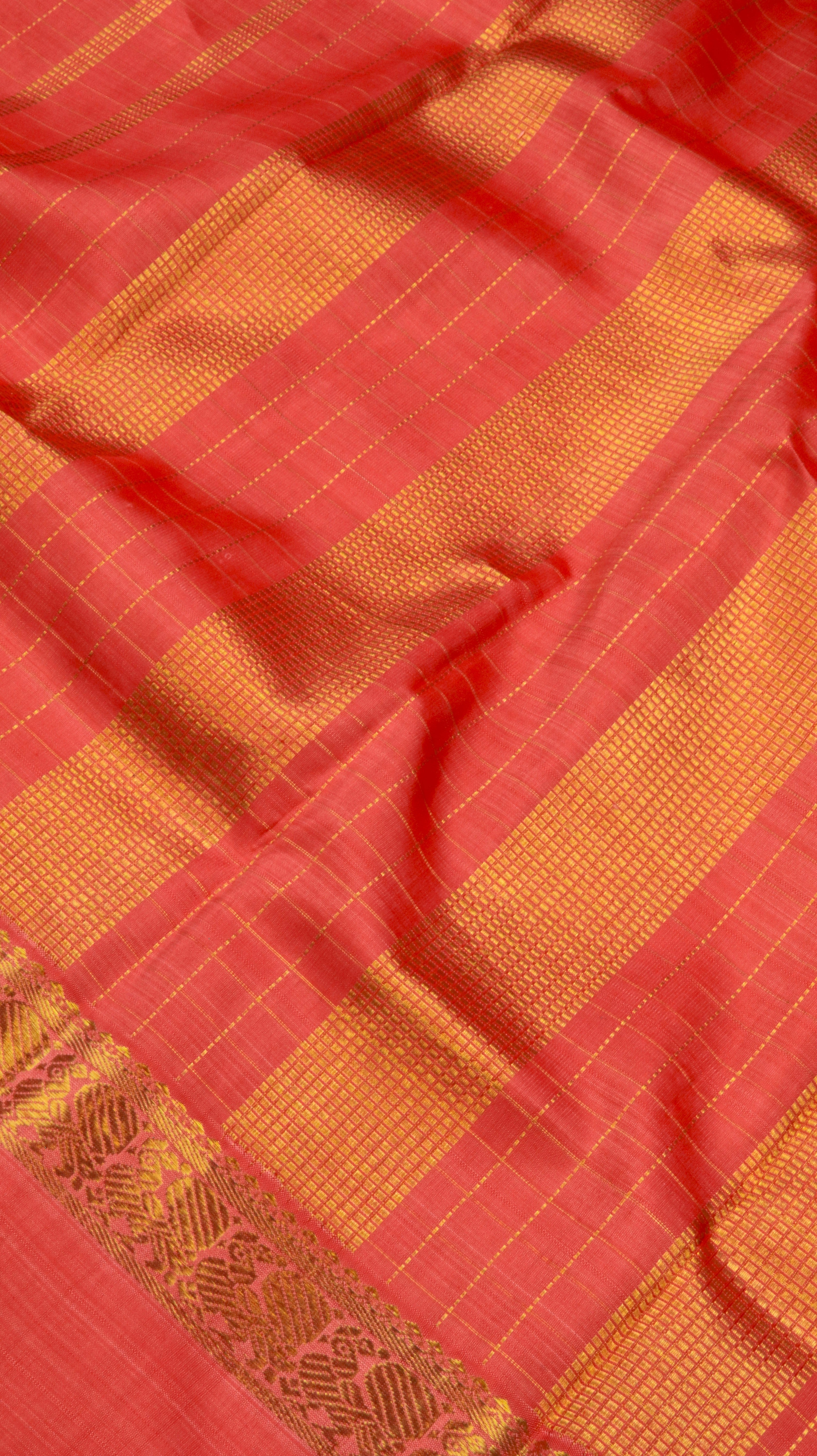 Coral Loom | Kanjivaram
