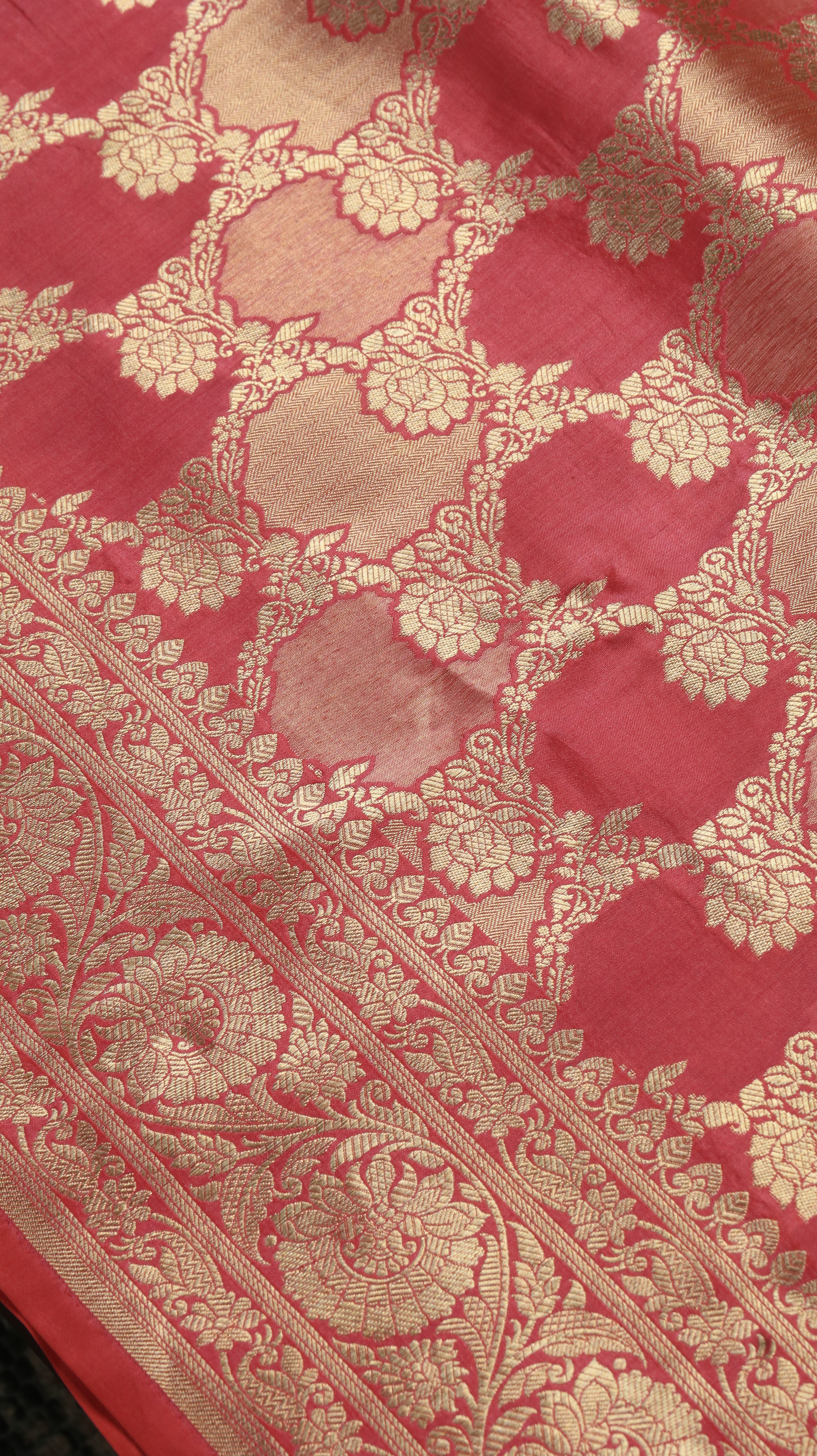 Pink Elan | Banarasi Rangkat