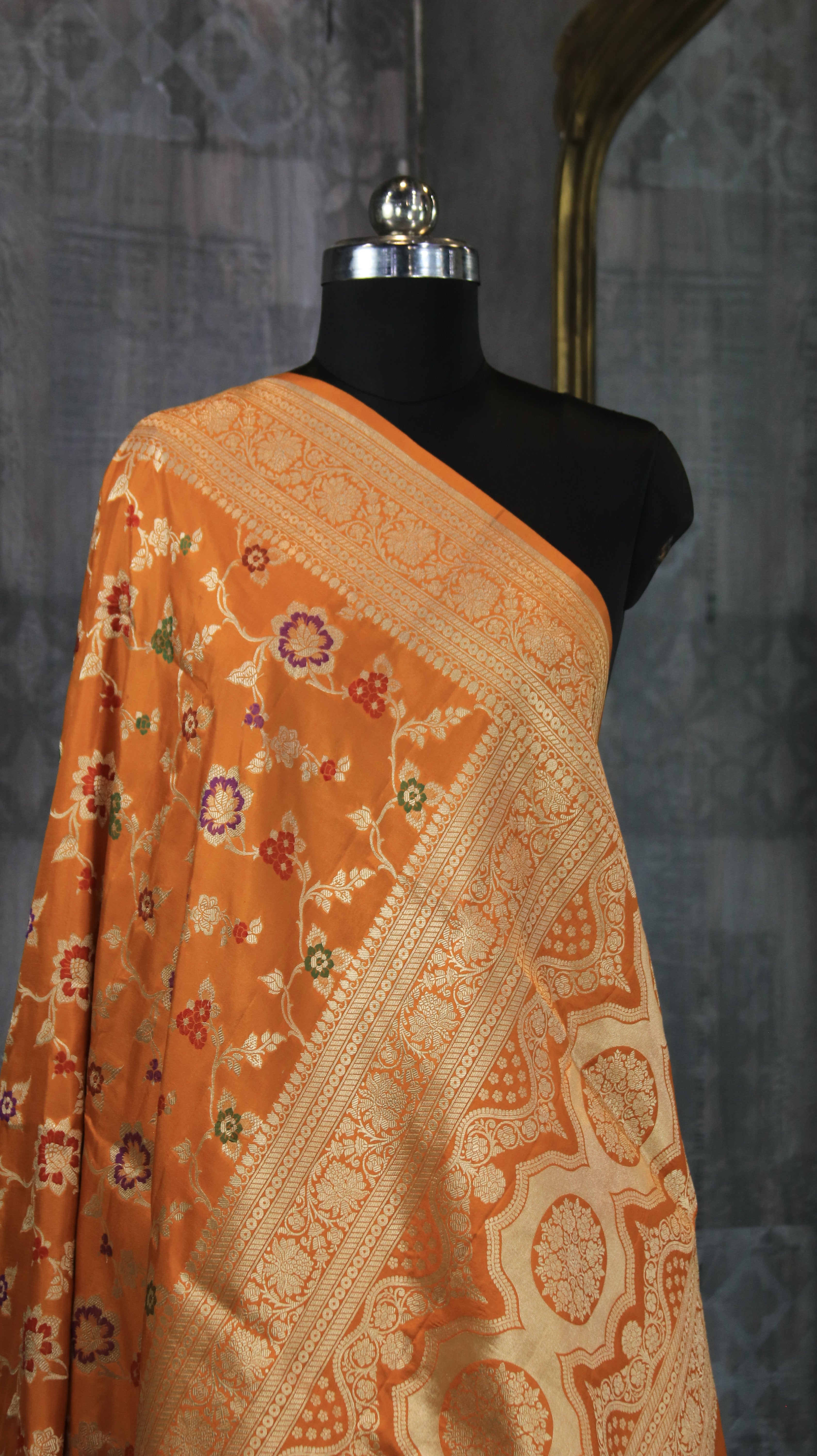 Amber Florale | Banarasi