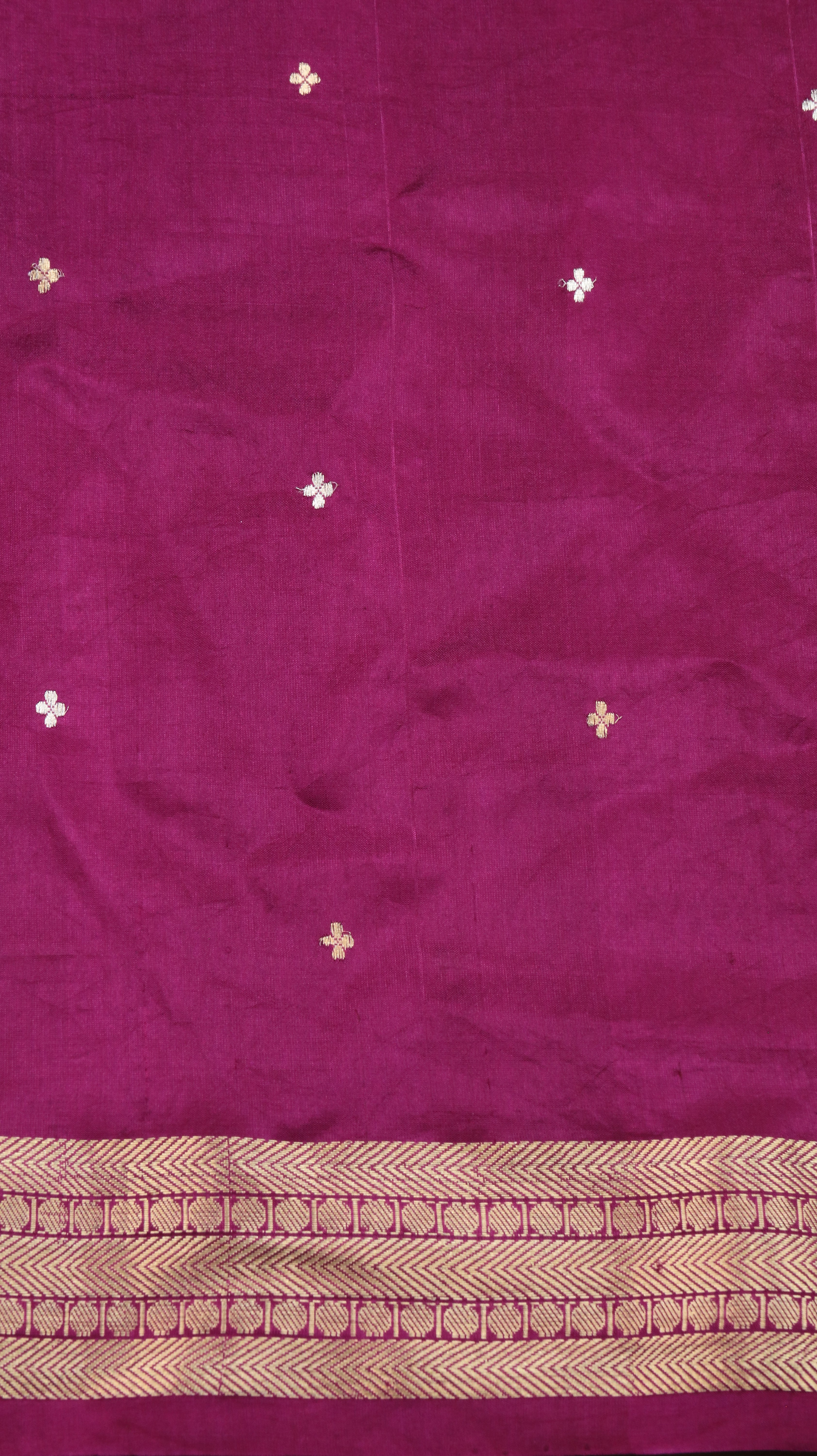 Rani Gulaabi | Banarasi