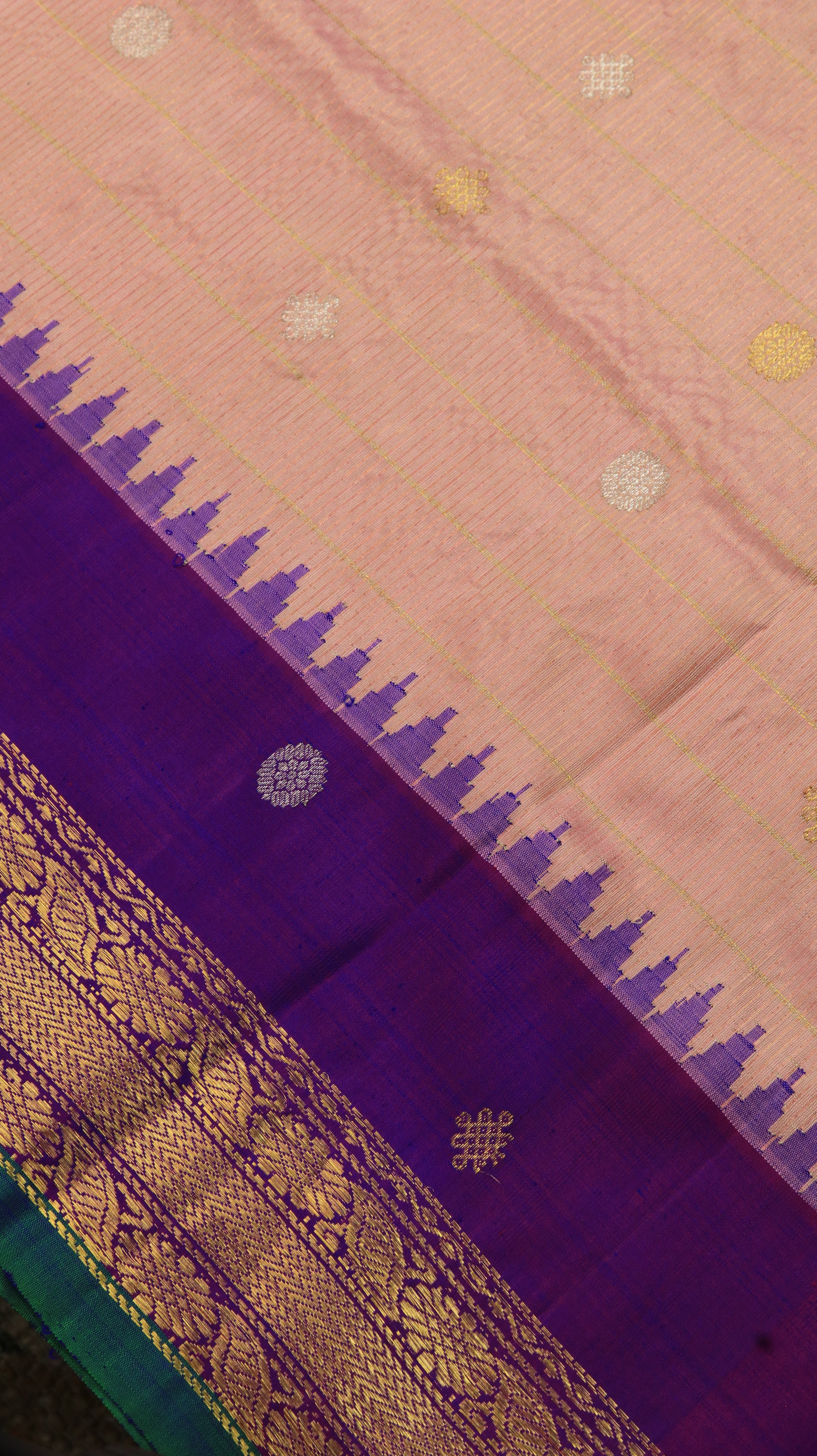 Moonblush | Gadwal