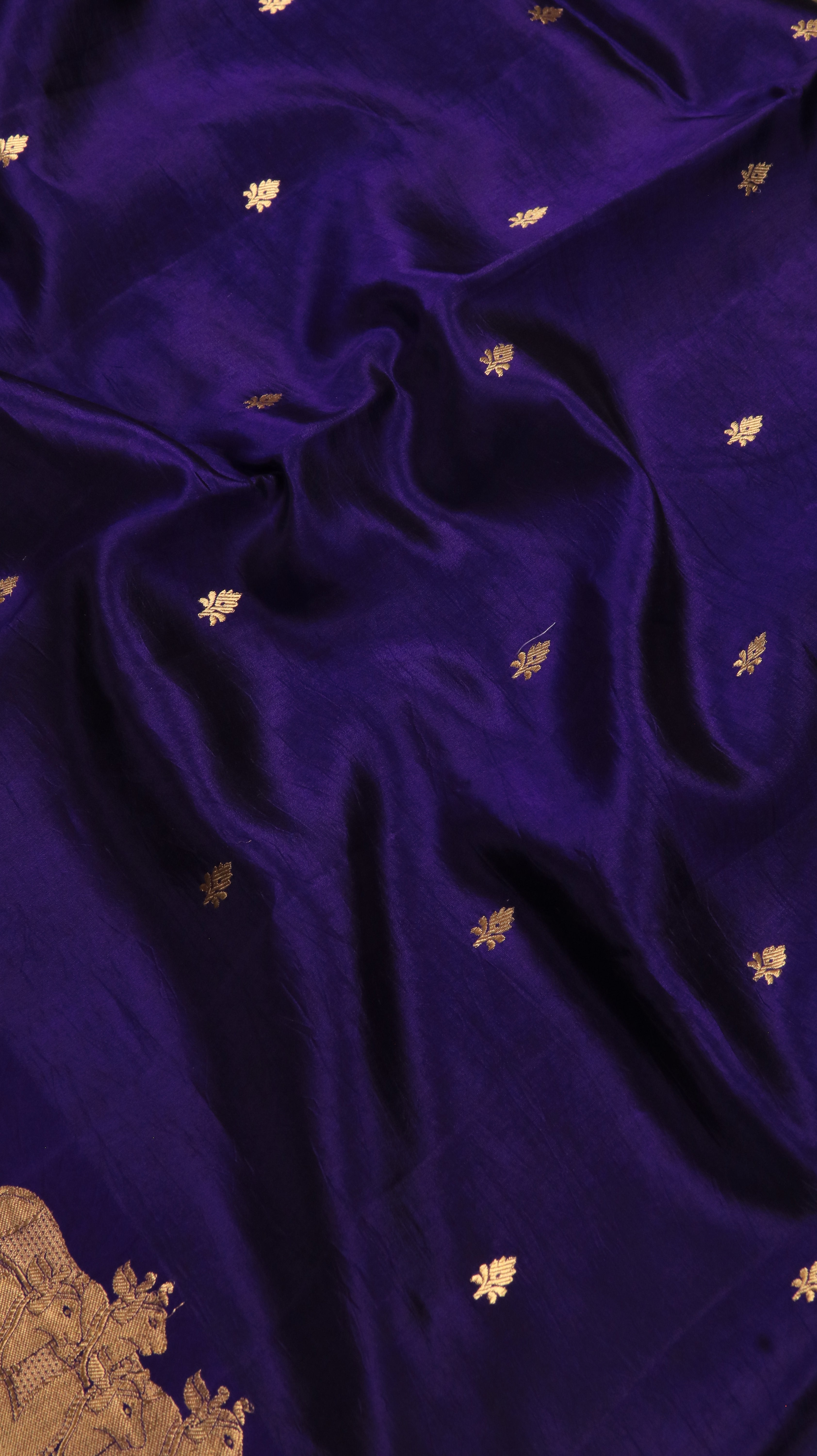 Indigo Majesty | Banarasi