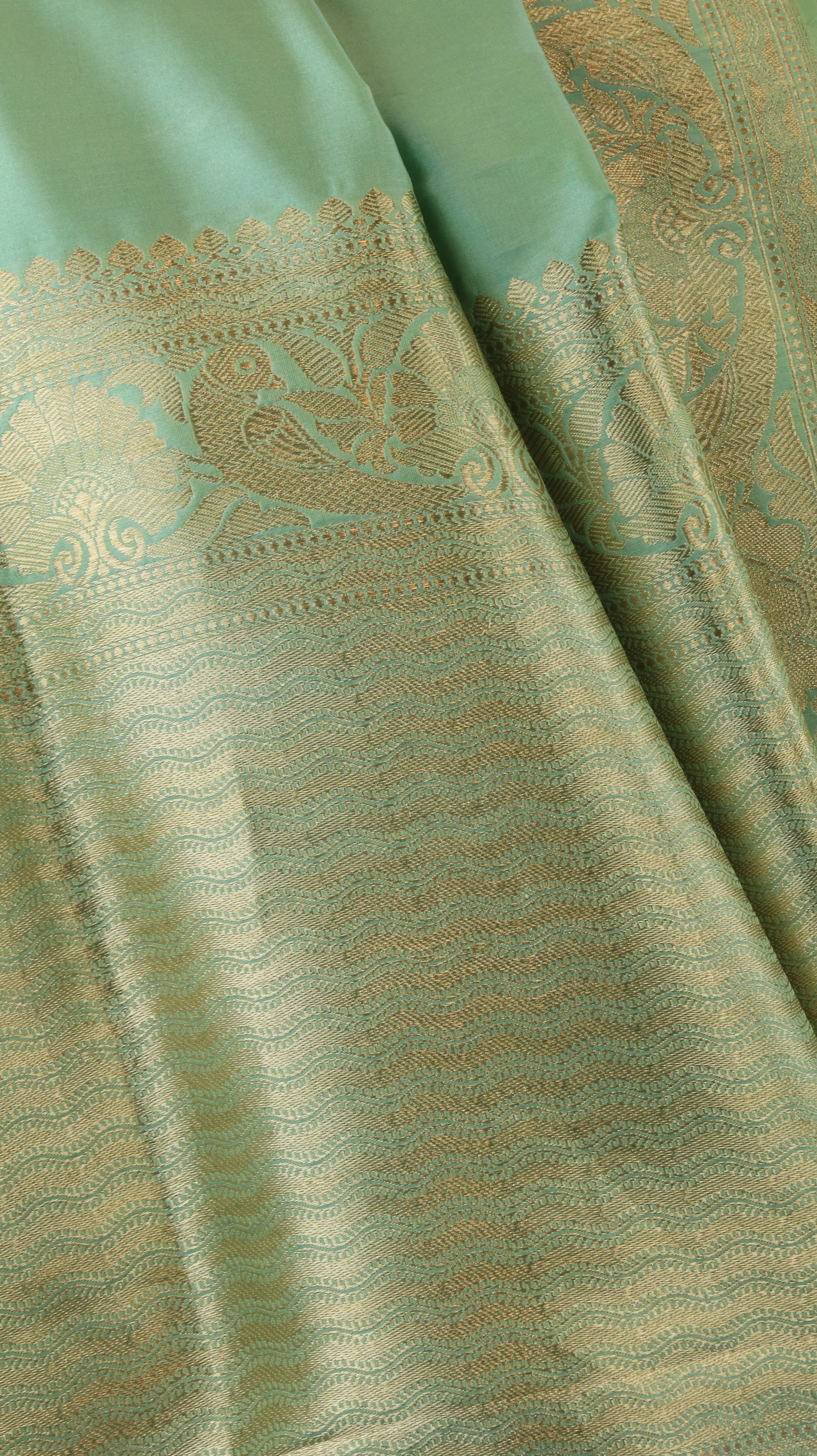 Birdsong Breeze | Banarasi