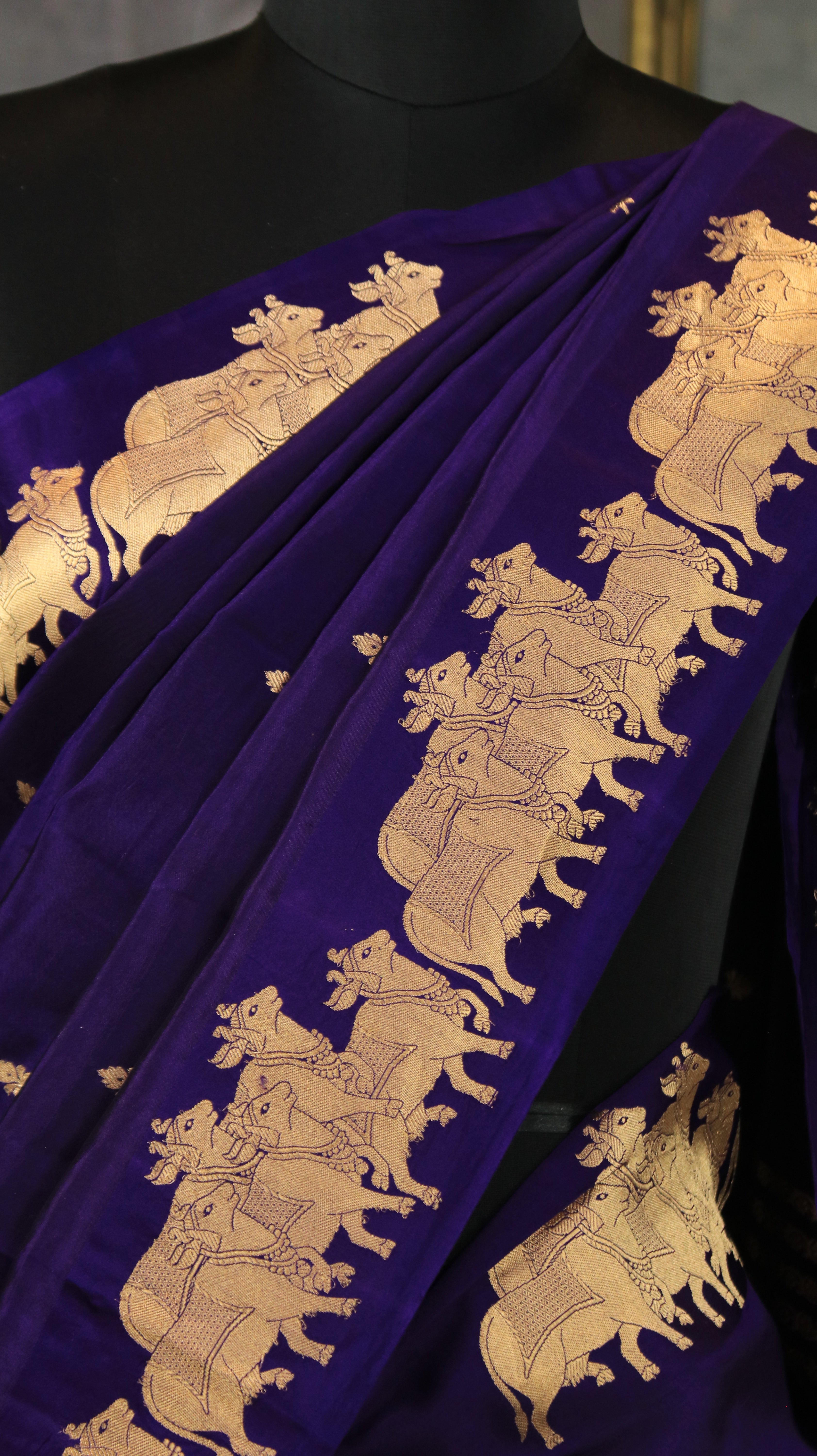 Indigo Majesty | Banarasi