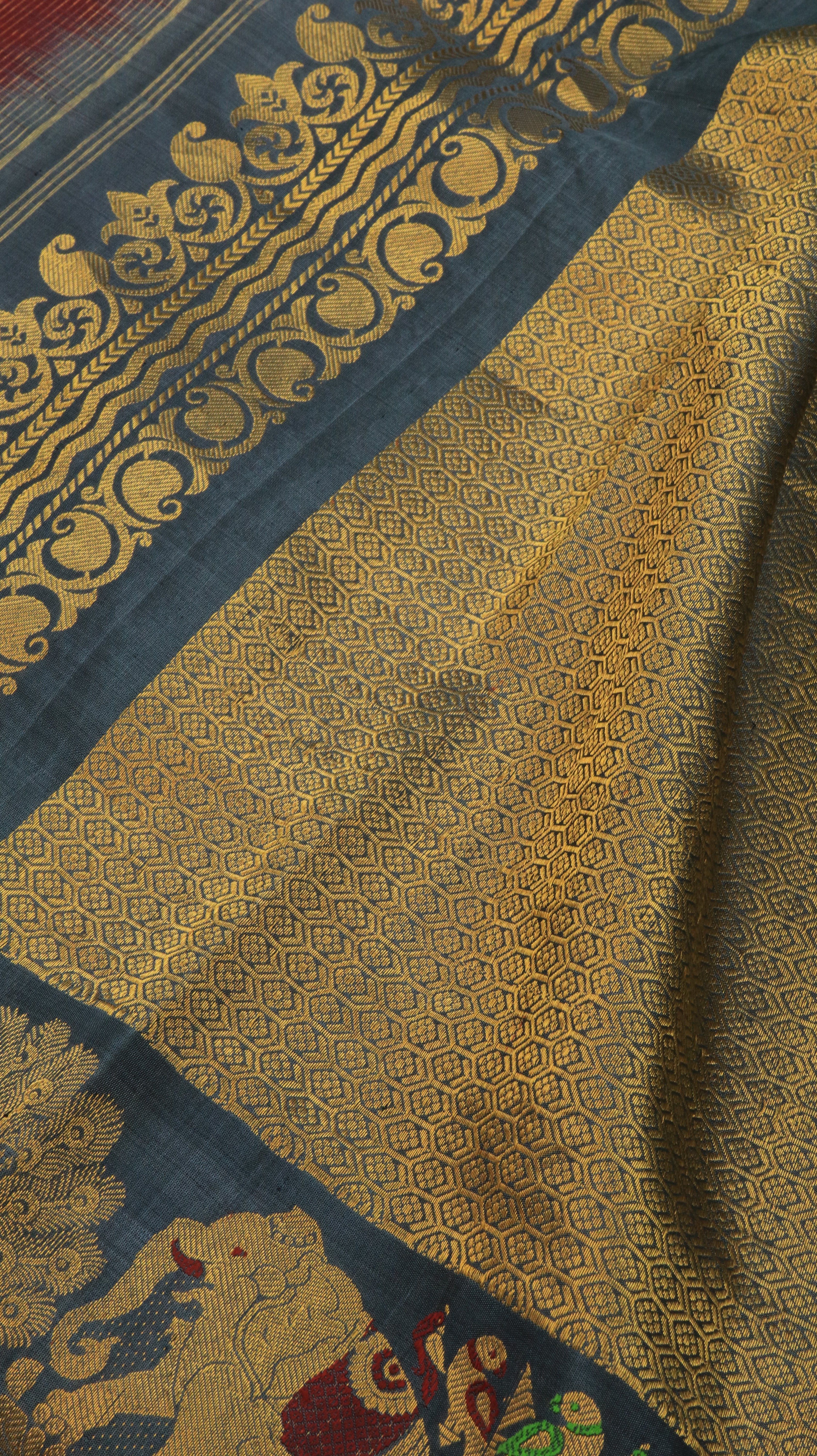 Polka Royale | Gadwal