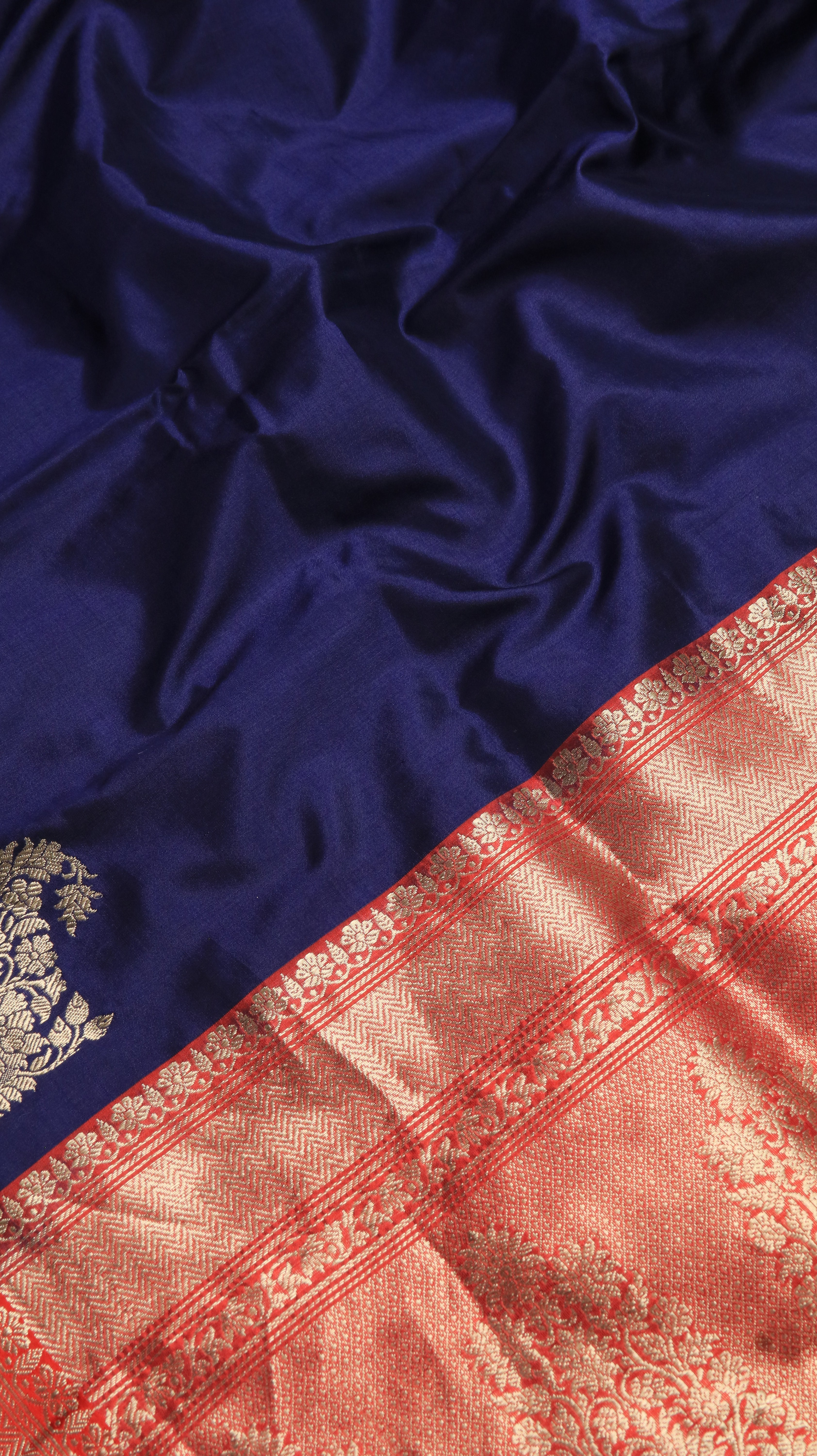 Sapphire Royale | Banarasi