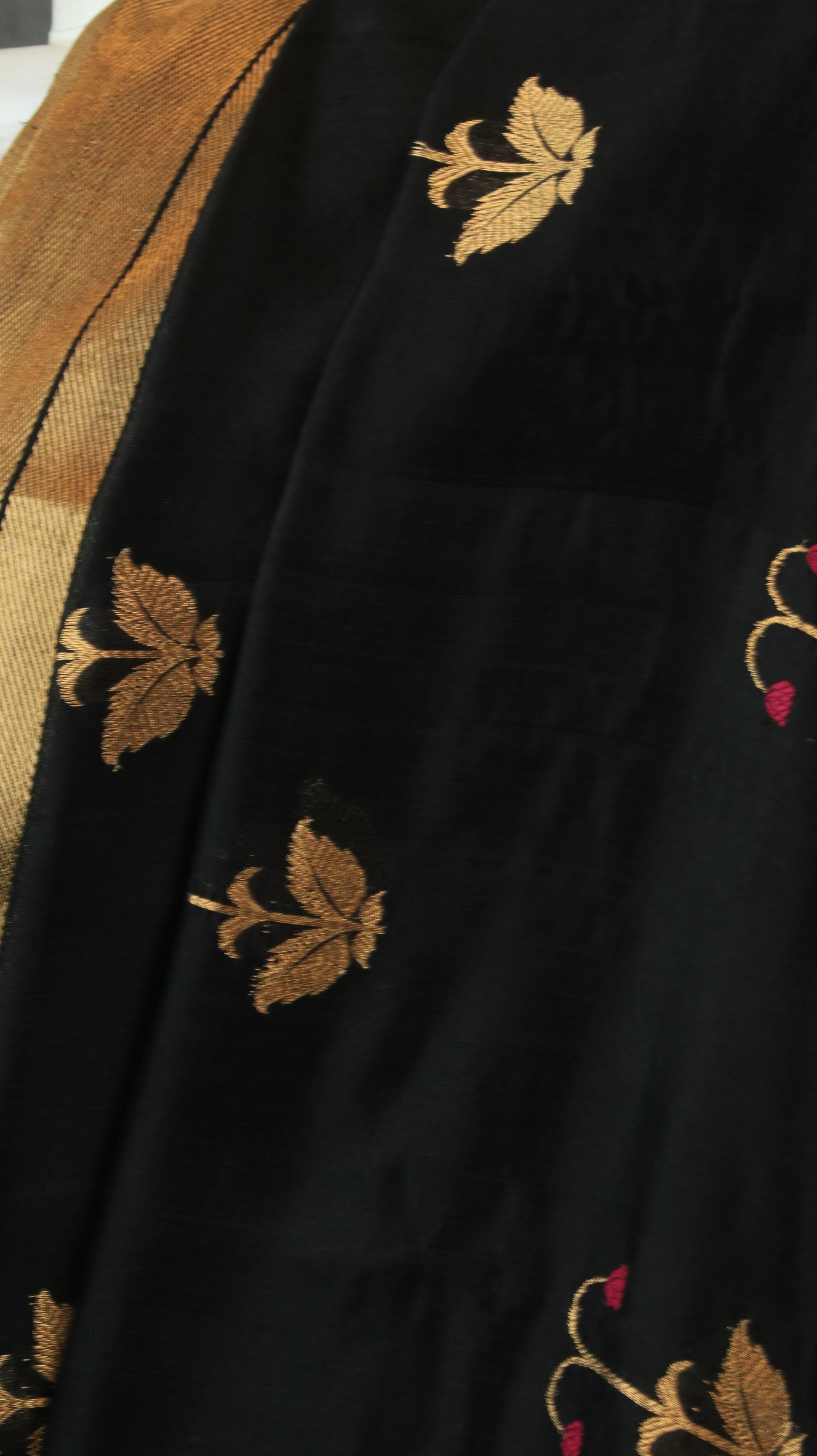 Black Nectar | Chanderi
