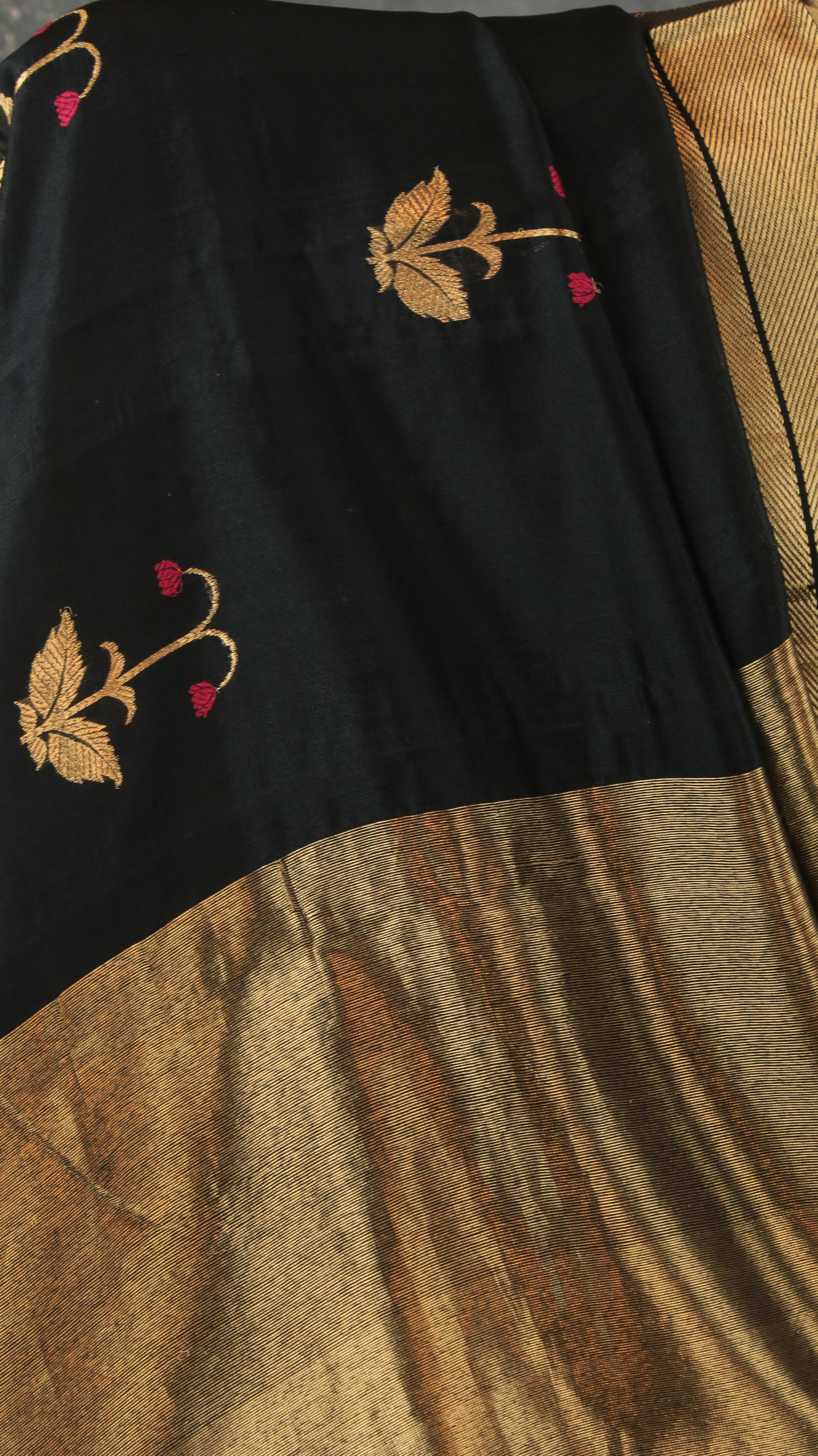 Black Nectar | Chanderi