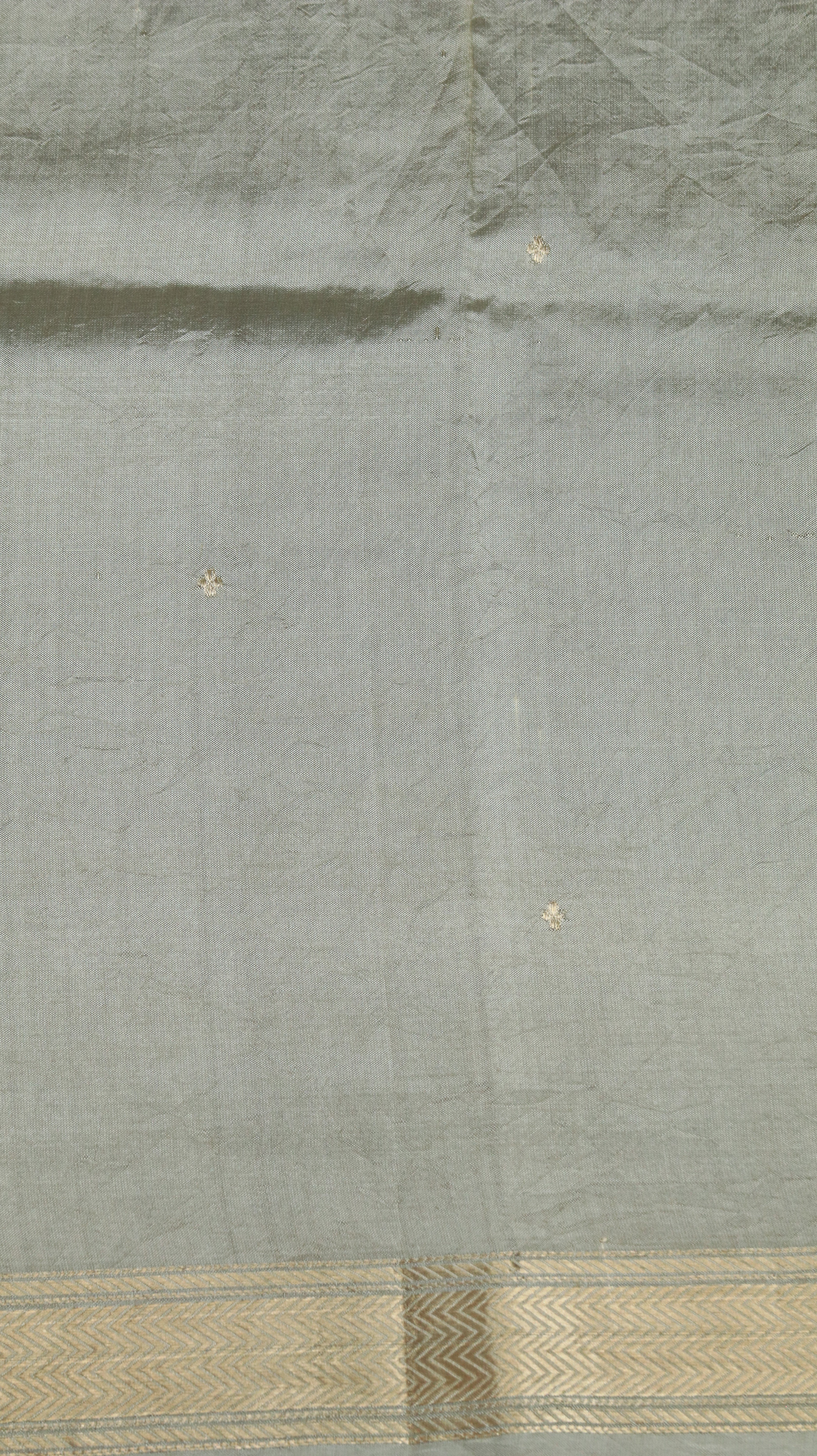 Moonlit Ivory | Banarasi