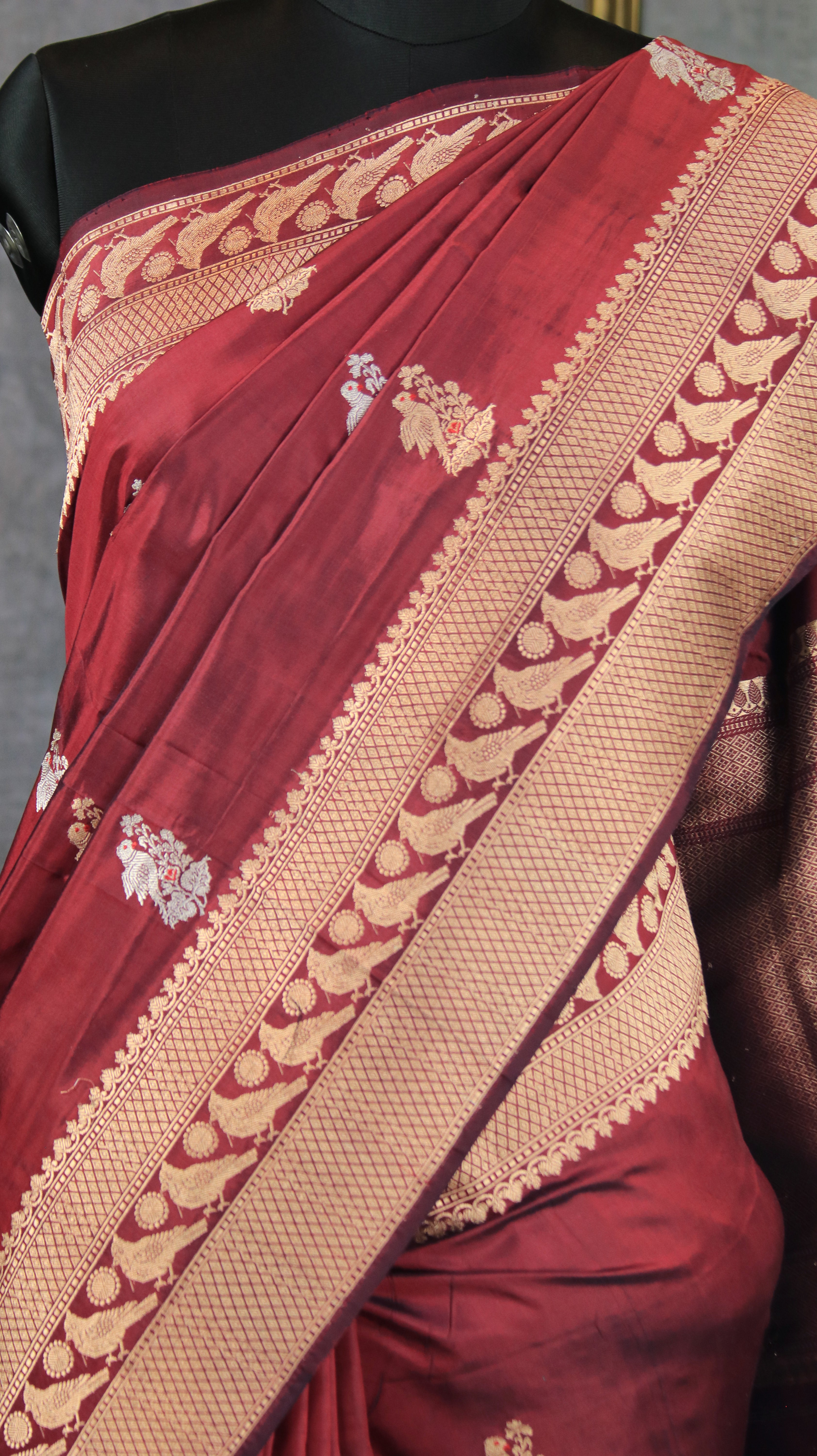 Ruby Eminence | Banarasi