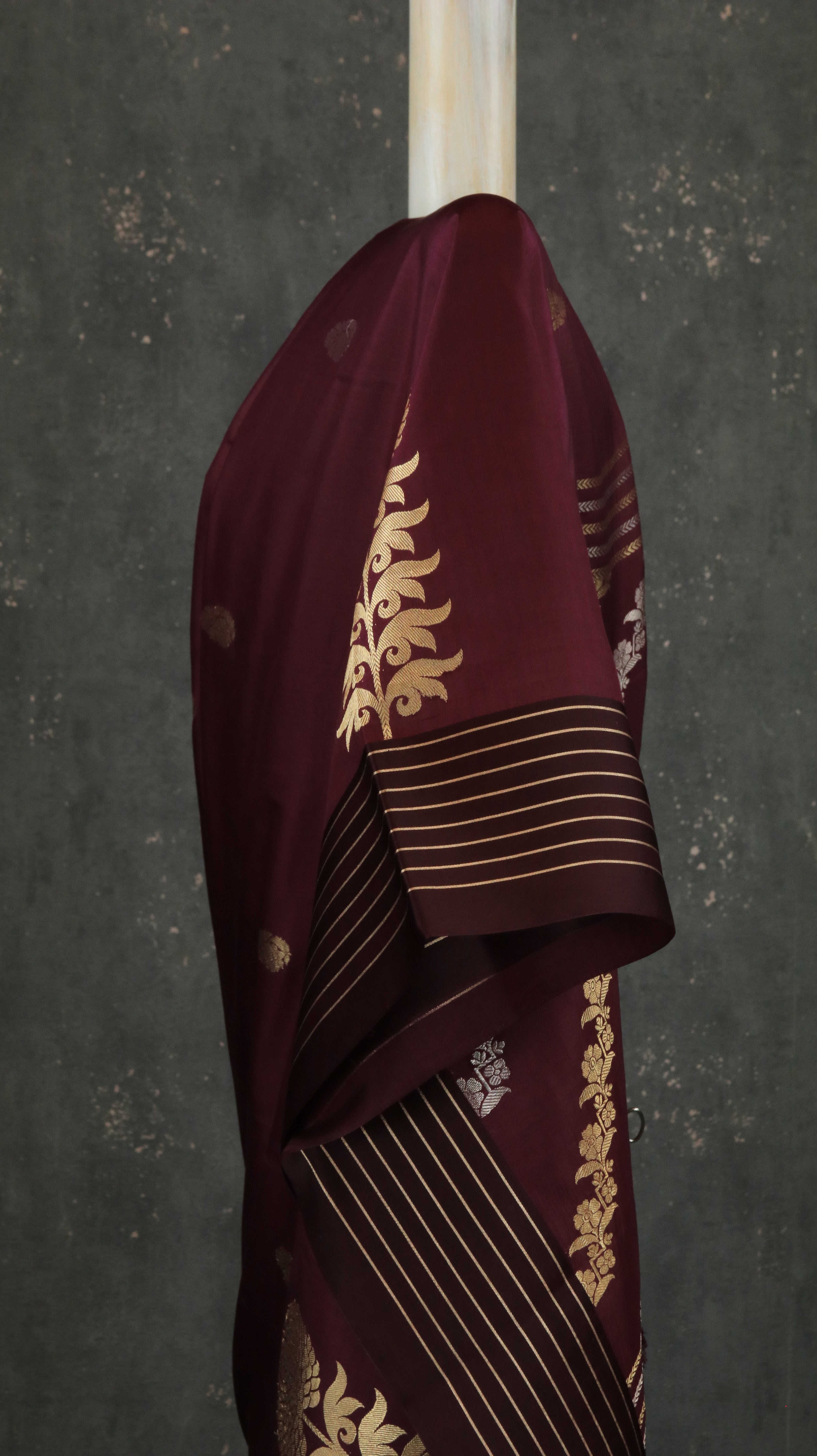 Wine Aureate | Banarasi