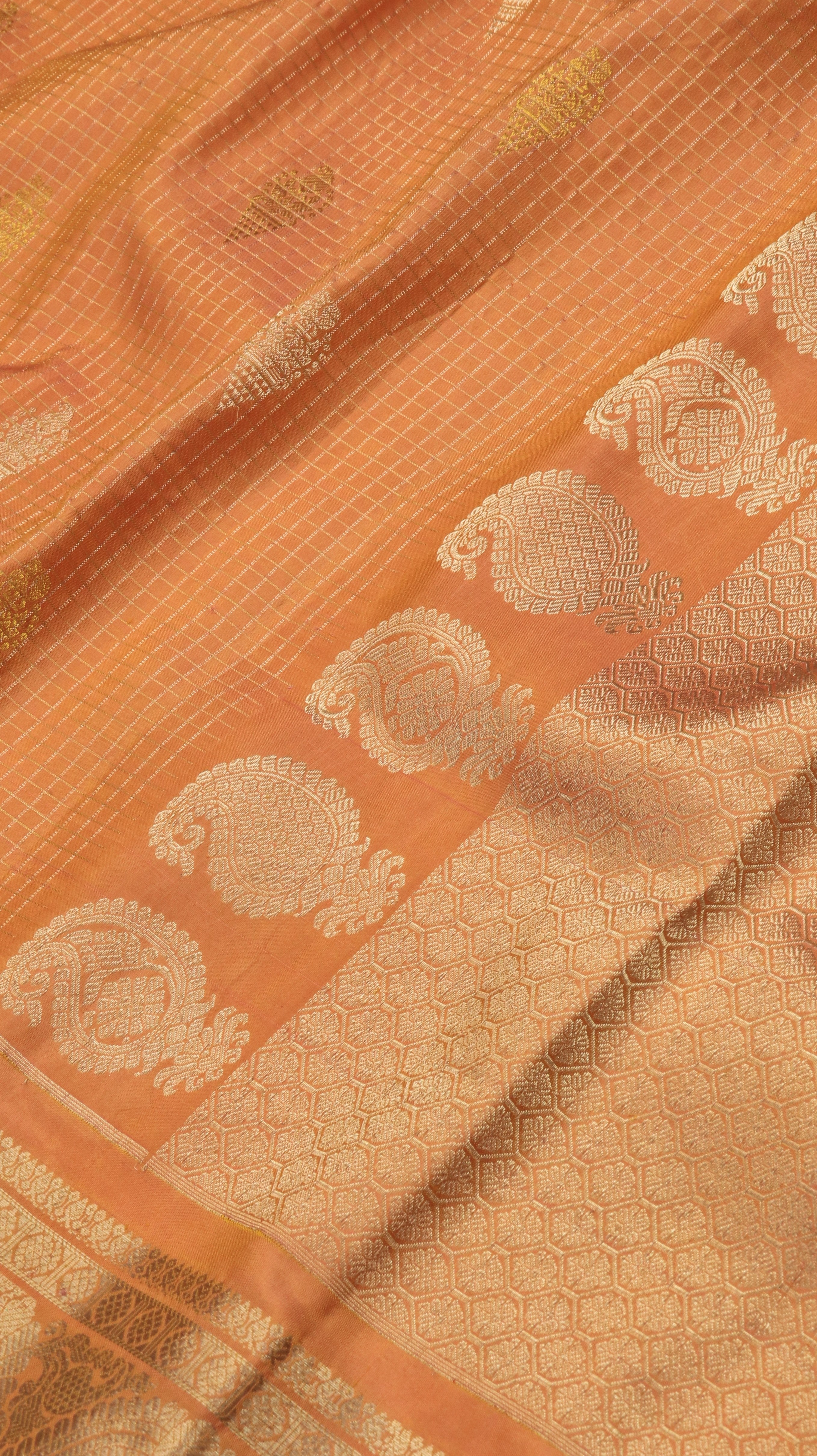 Apricot Empress | Gadwal