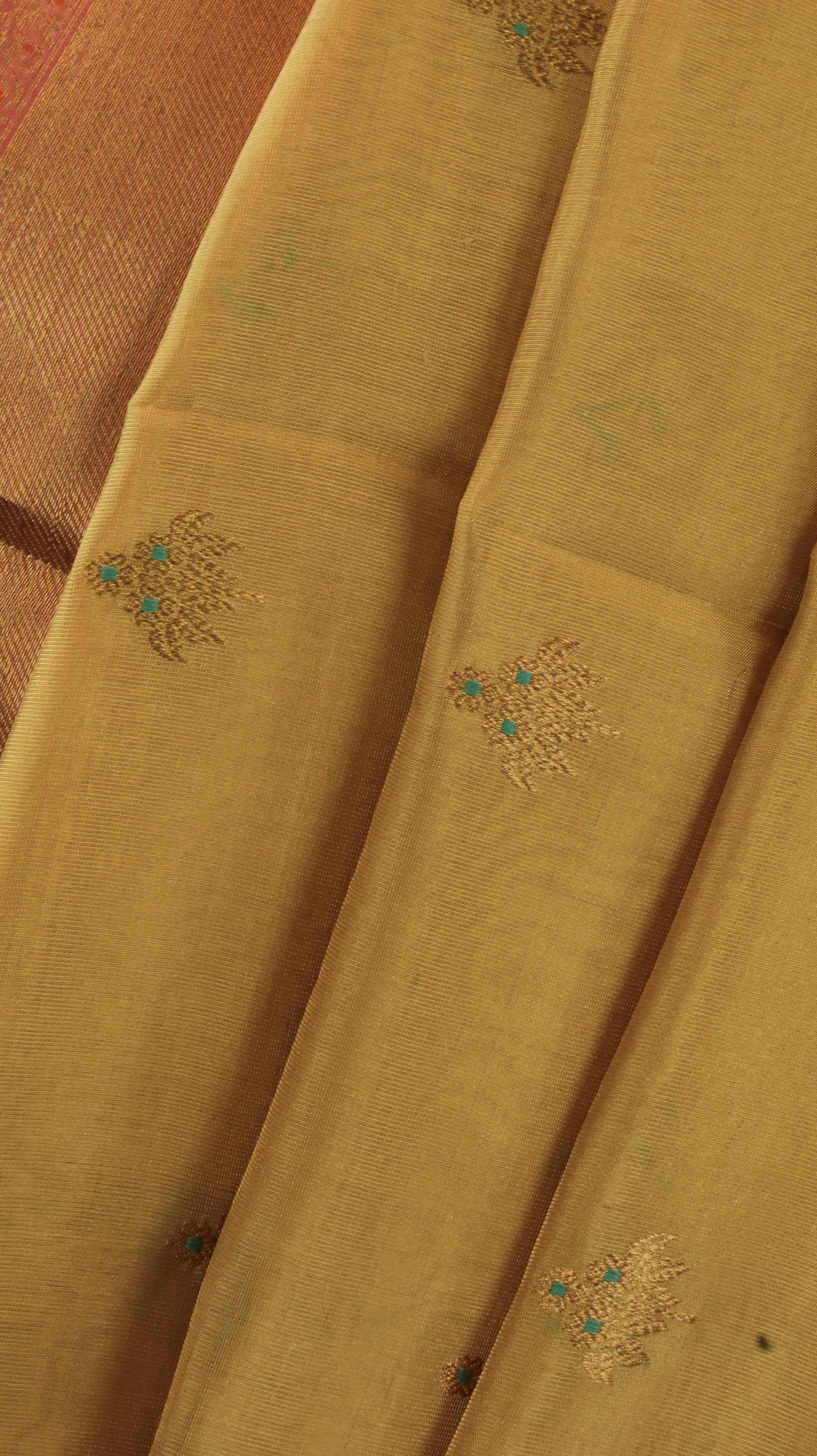 Golden Aura | Chanderi