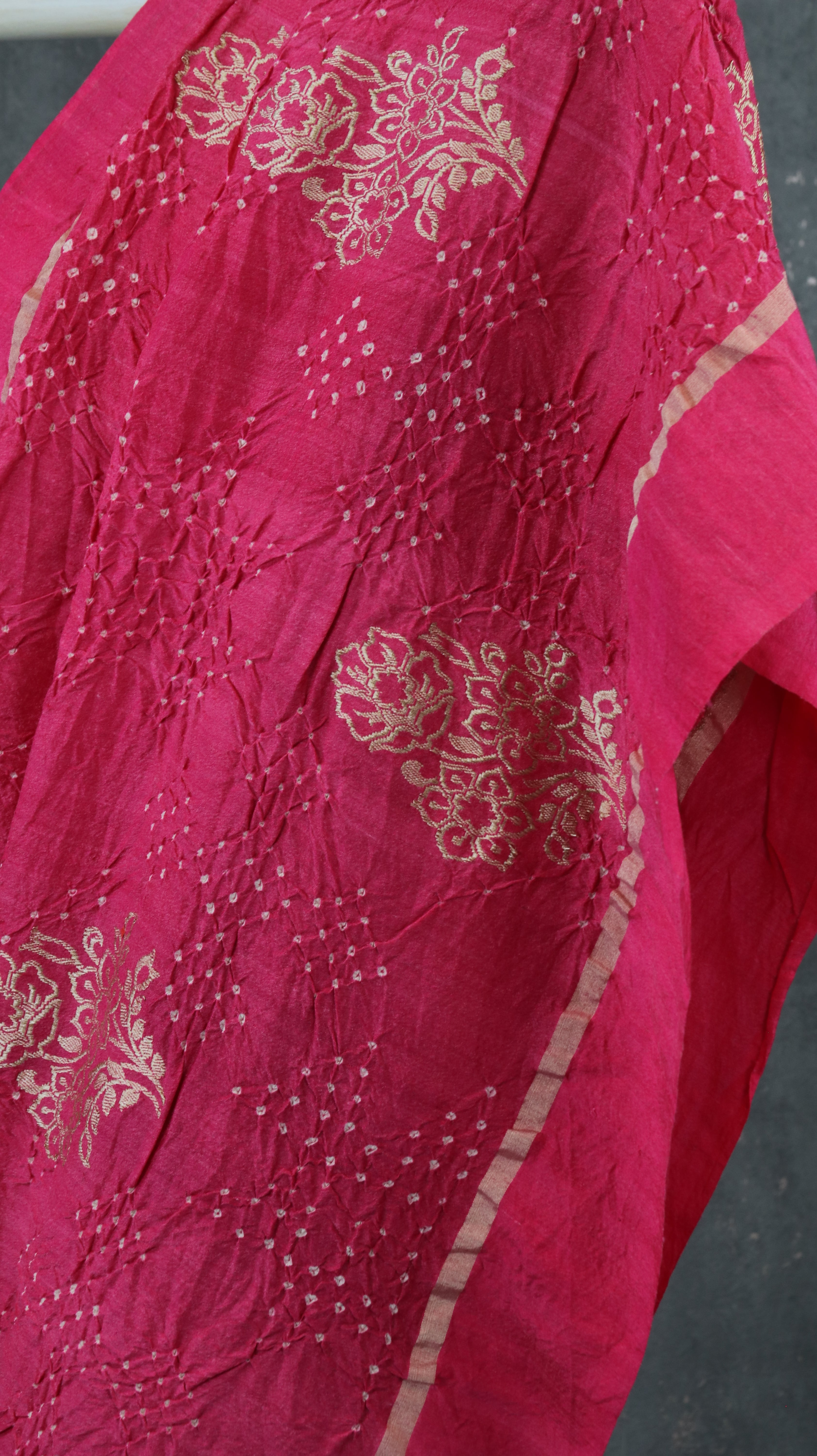 Gulvaan | Banarasi Bandhani
