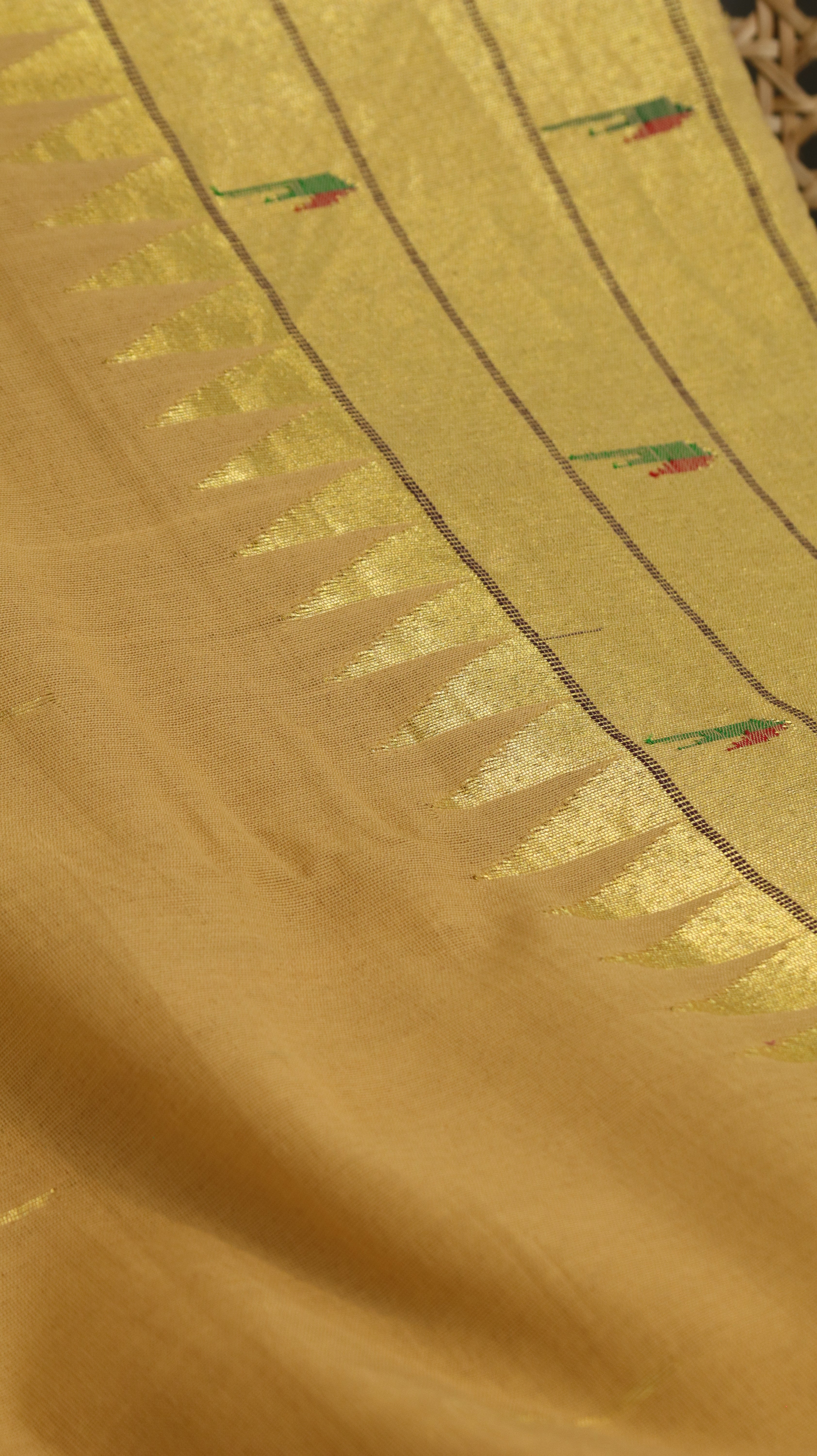 Swarna lekha | Paithani